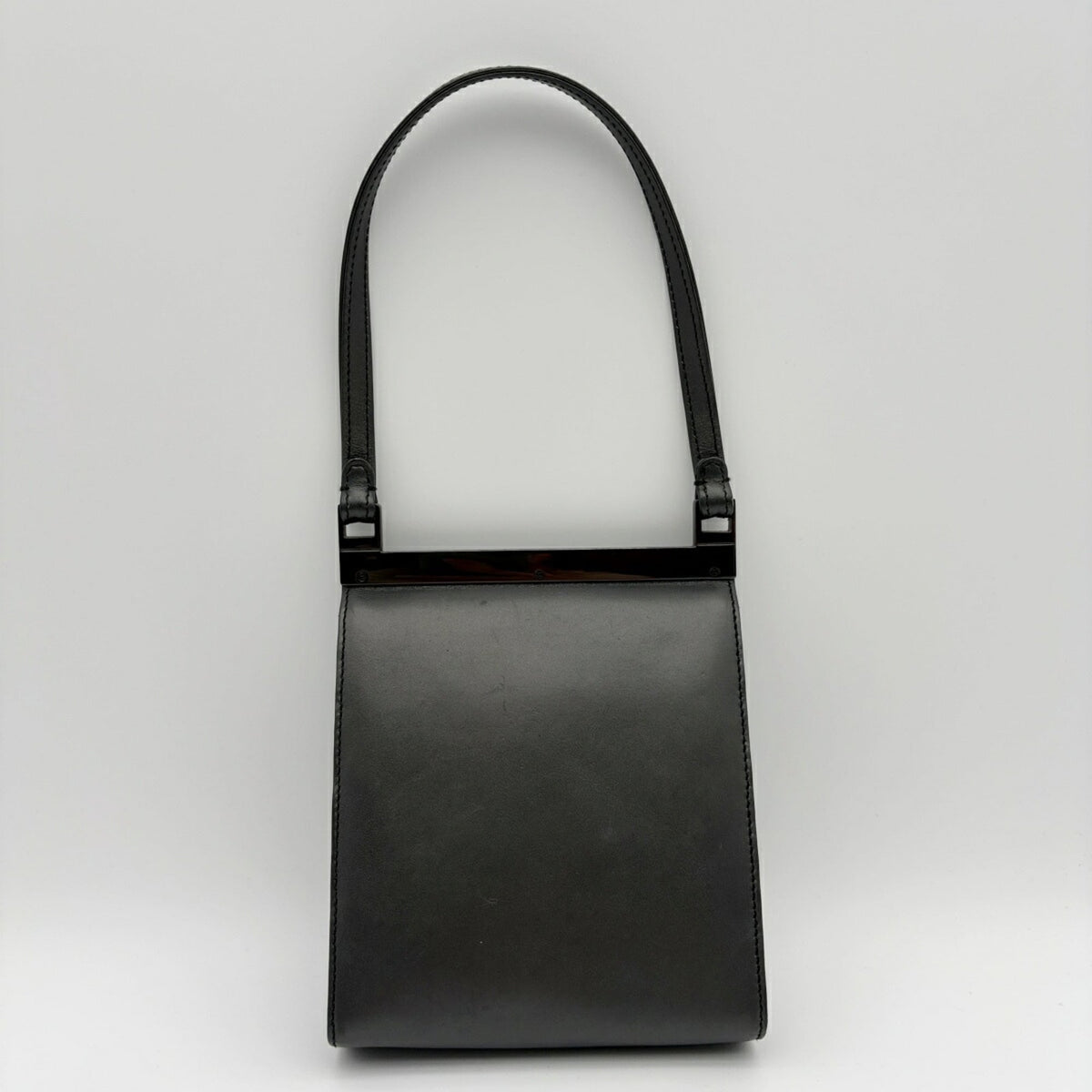 Gucci Dark Gray Dark Silver Metallic Leather Shoulder Bag (Pre-Owned)