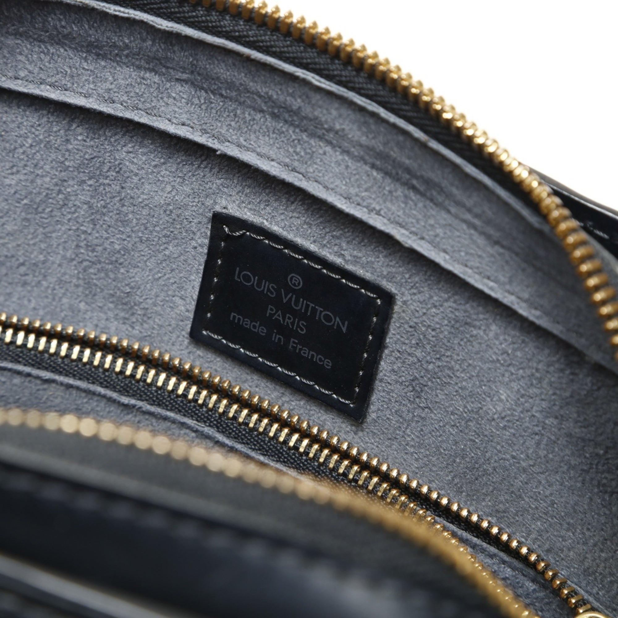 Louis Vuitton Black Handbag (Pre-Owned)