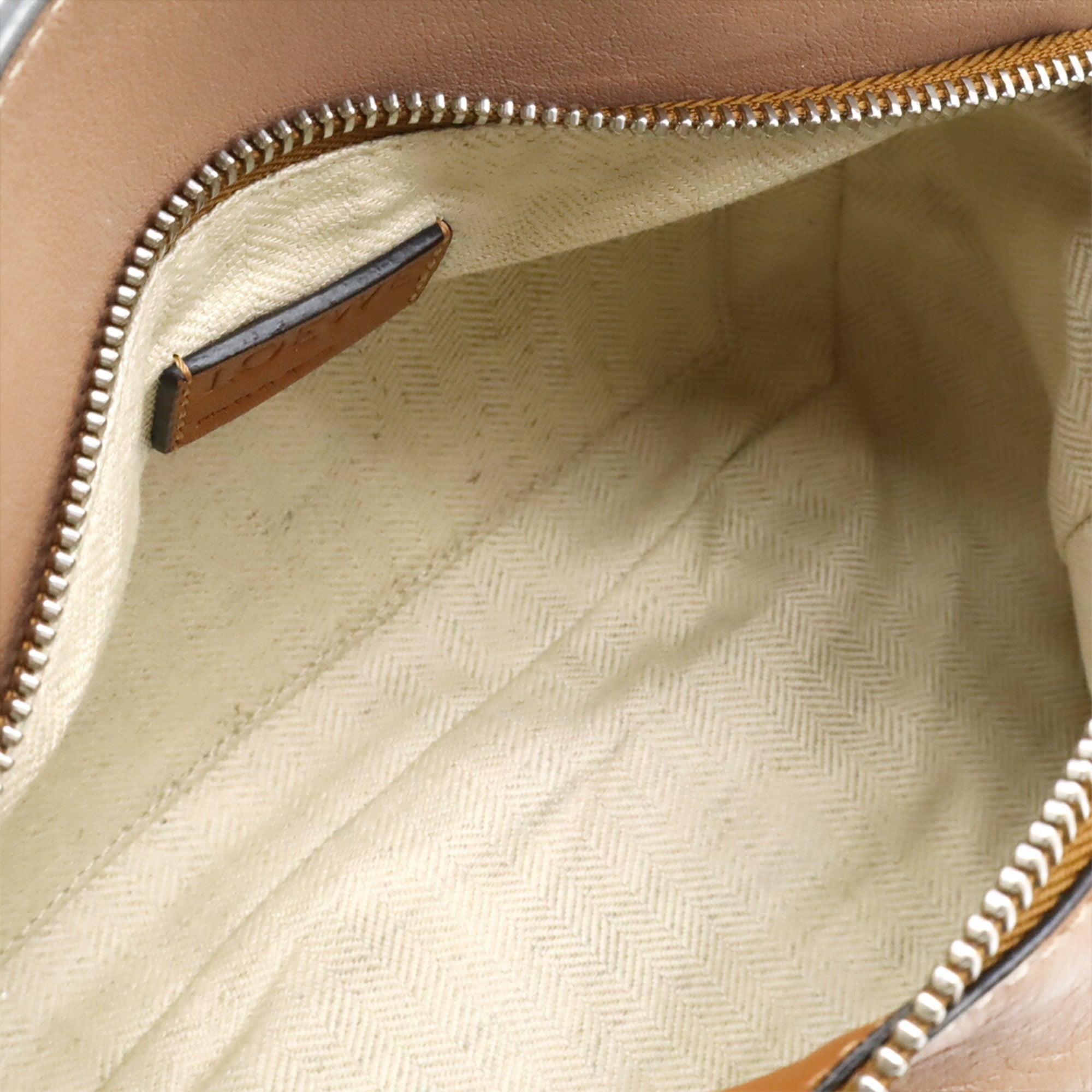Loewe Brown Leather Shoulder Bag Sling Bag (Pre-Owned)