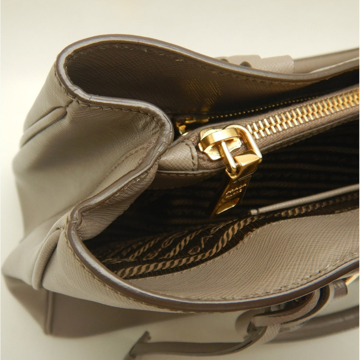 Prada Gold Saffiano Tote Bag (Pre-Owned)