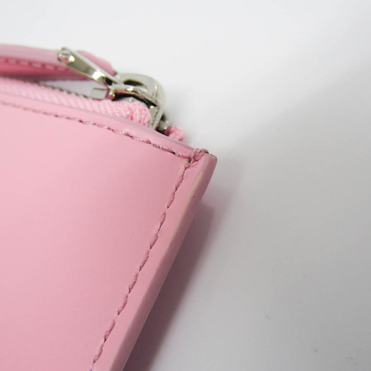 Givenchy Pink Leather Clutch Bag (Pre-Owned)