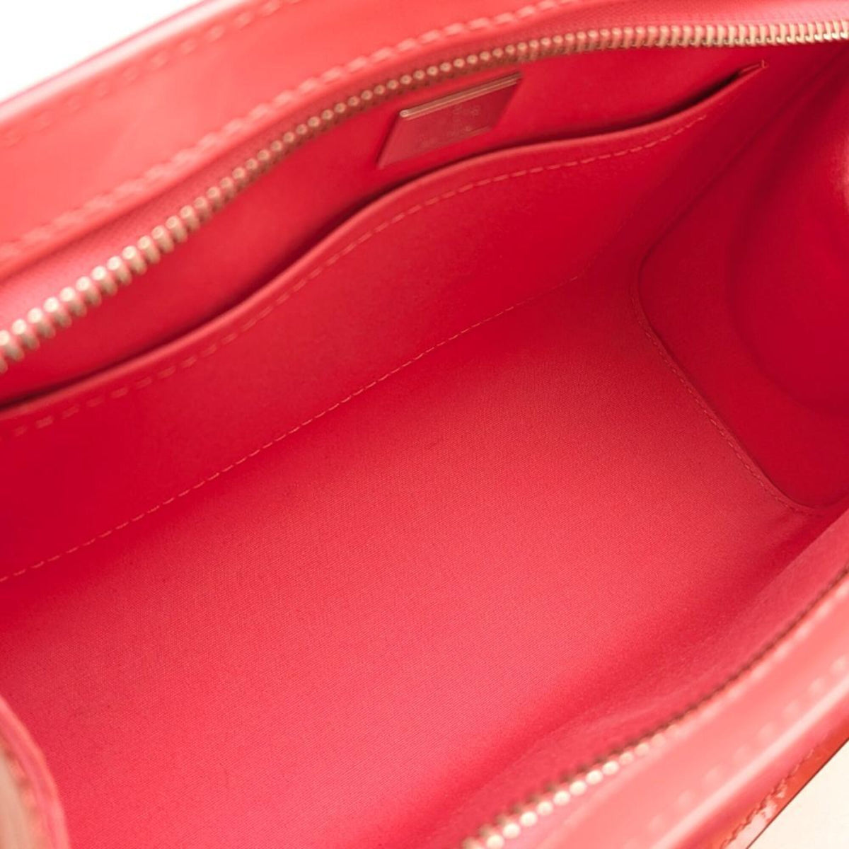 Louis Vuitton Pink Monogram Vernis Handbag (Pre-Owned)