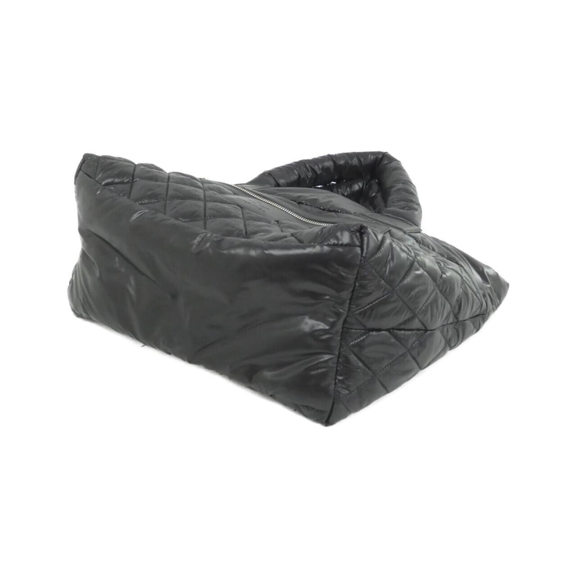 Chanel Black Nylon Handbag (Pre-Owned)