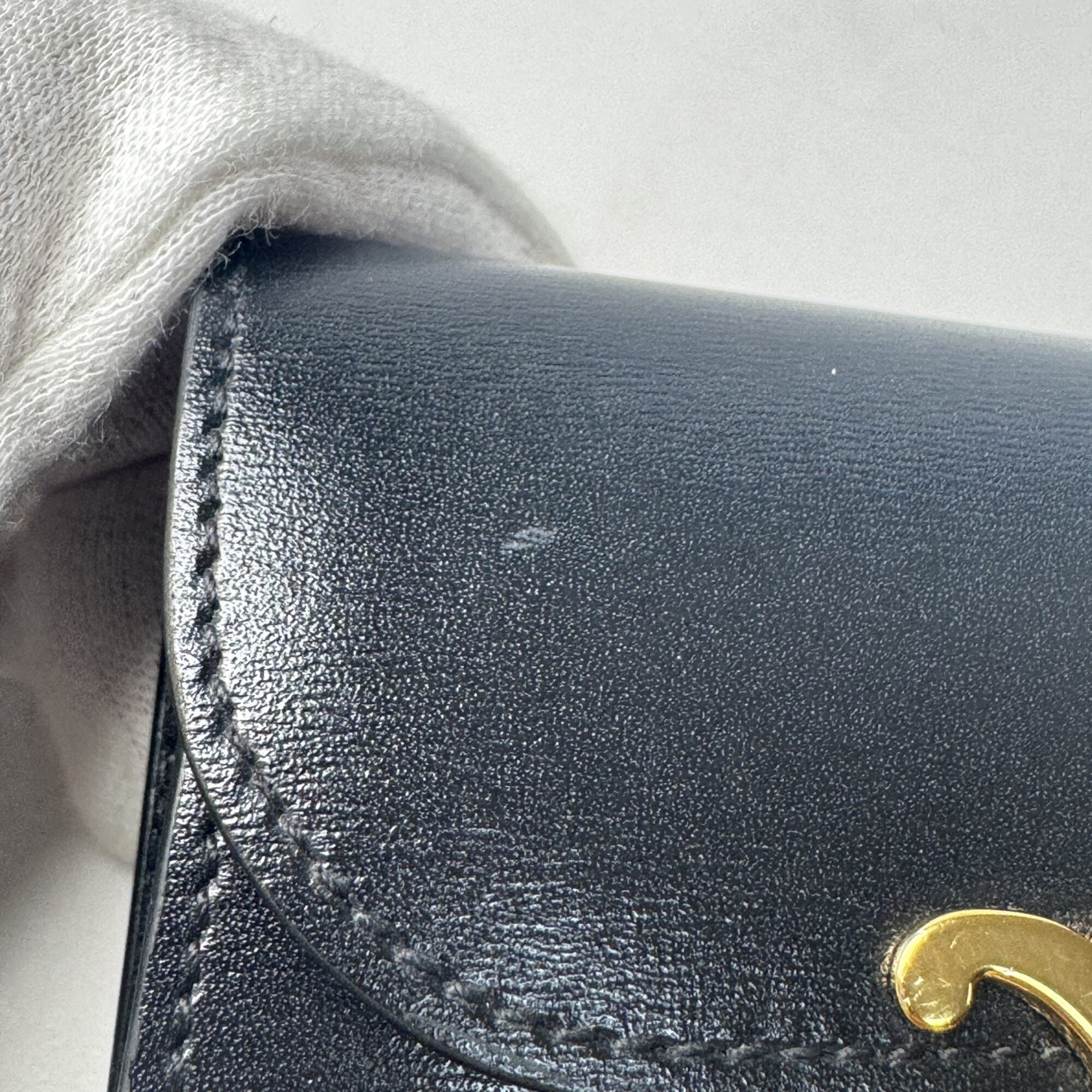 Celine Black Leather Wallet (Tri-Fold) (Pre-Owned)