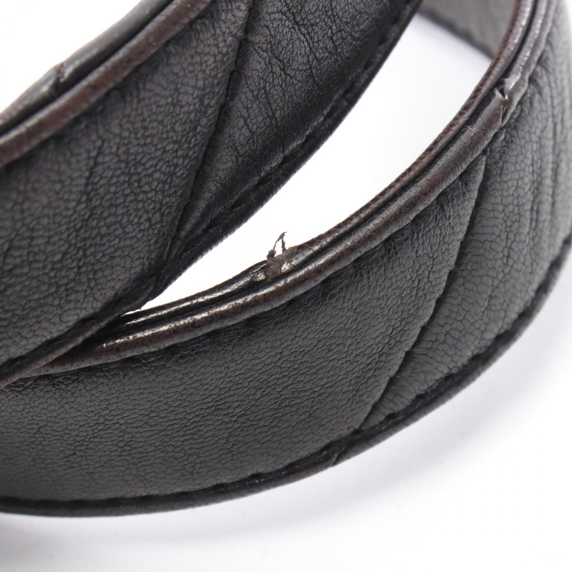 Chanel Black Leather Handbag Shoulder Bag (Pre-Owned)