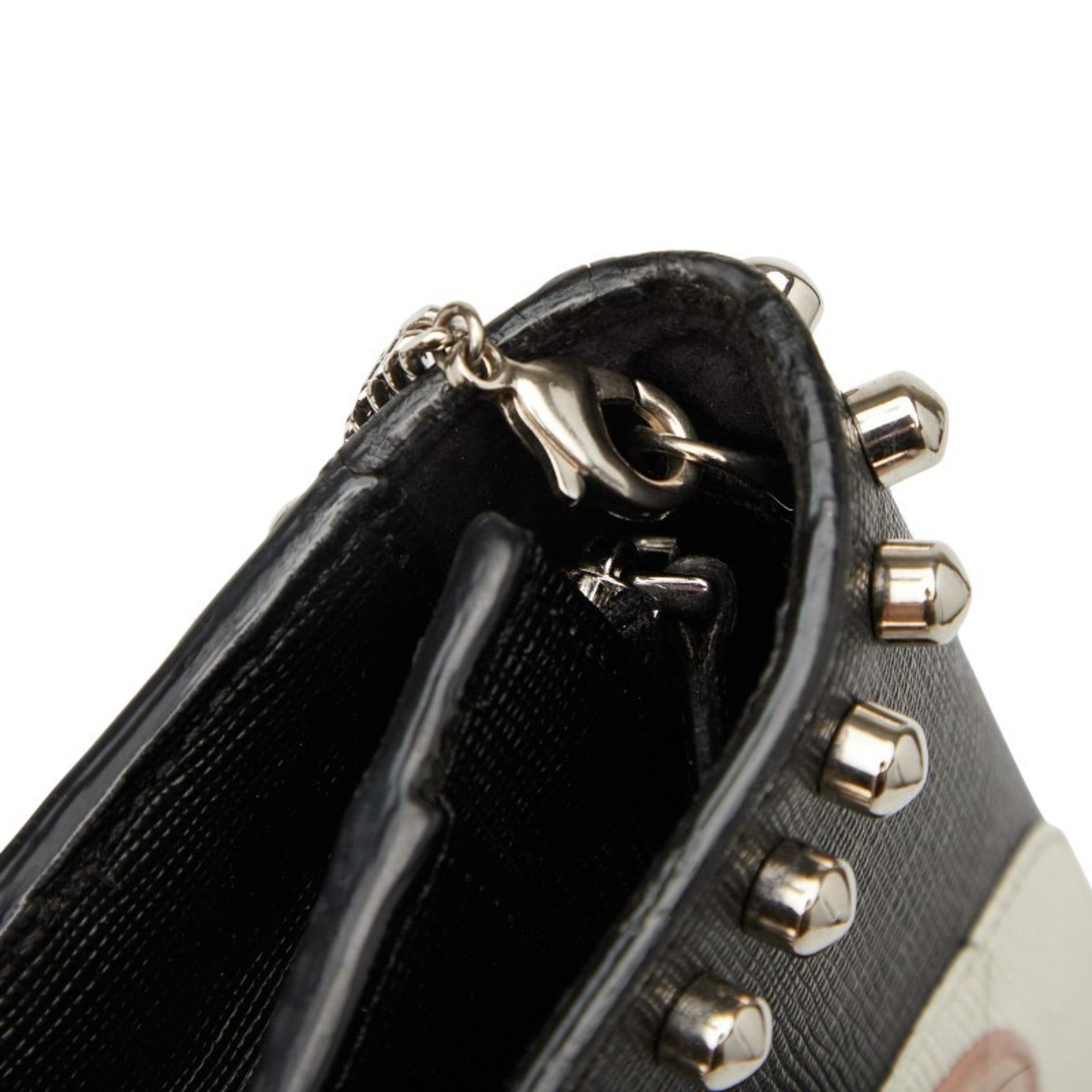 Fendi Black Leather Shoulder Bag (Pre-Owned)