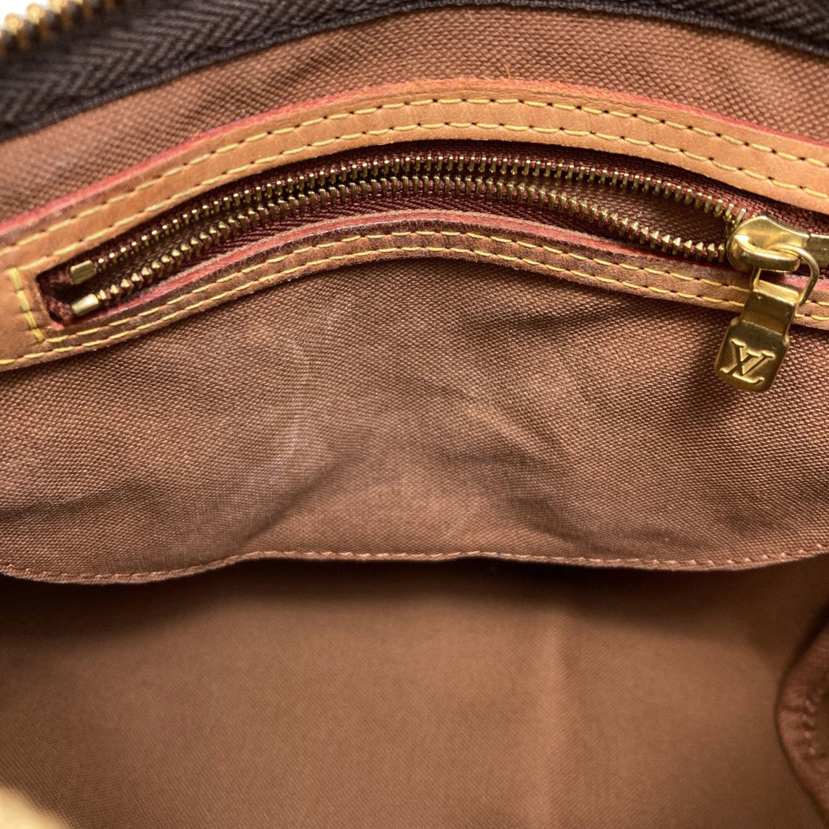 Louis Vuitton Brown Monogram Monogram Canvas Handbag (Pre-Owned)