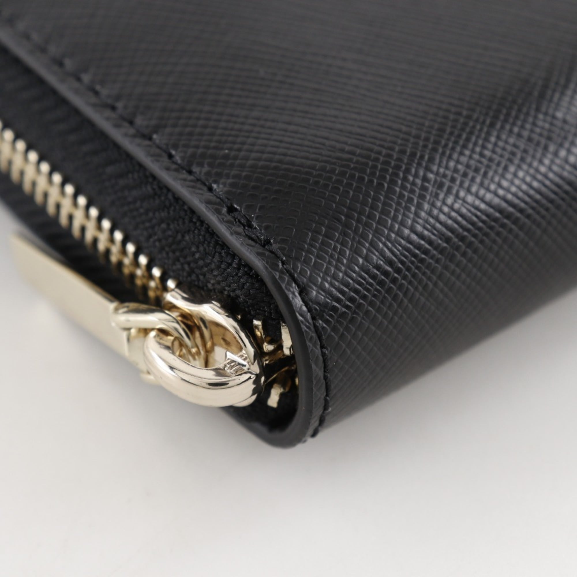 Kate Spade Black Leather Long Wallet (Bi-Fold) (Pre-Owned)