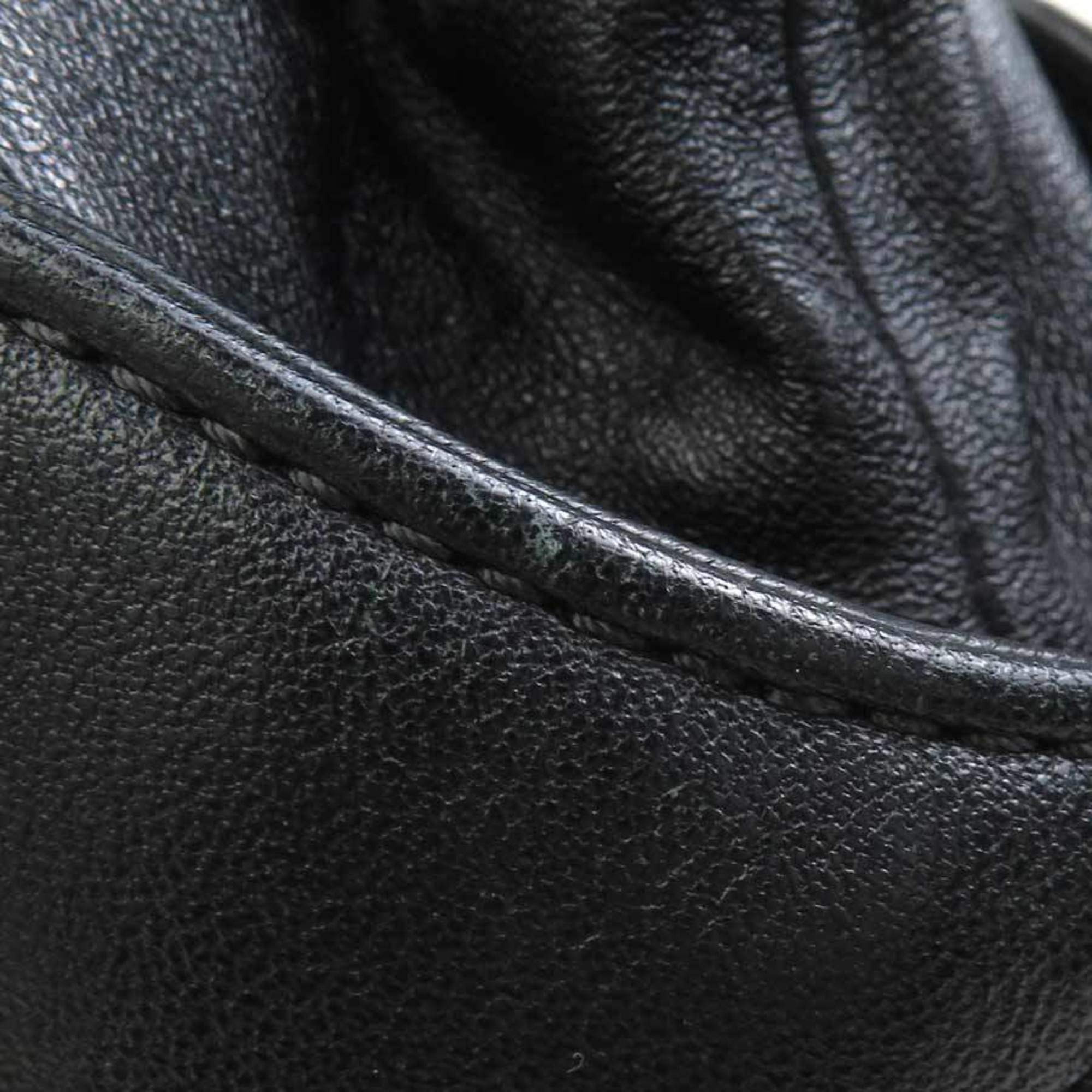 Chanel Black Leather Handbag Shoulder Bag (Pre-Owned)