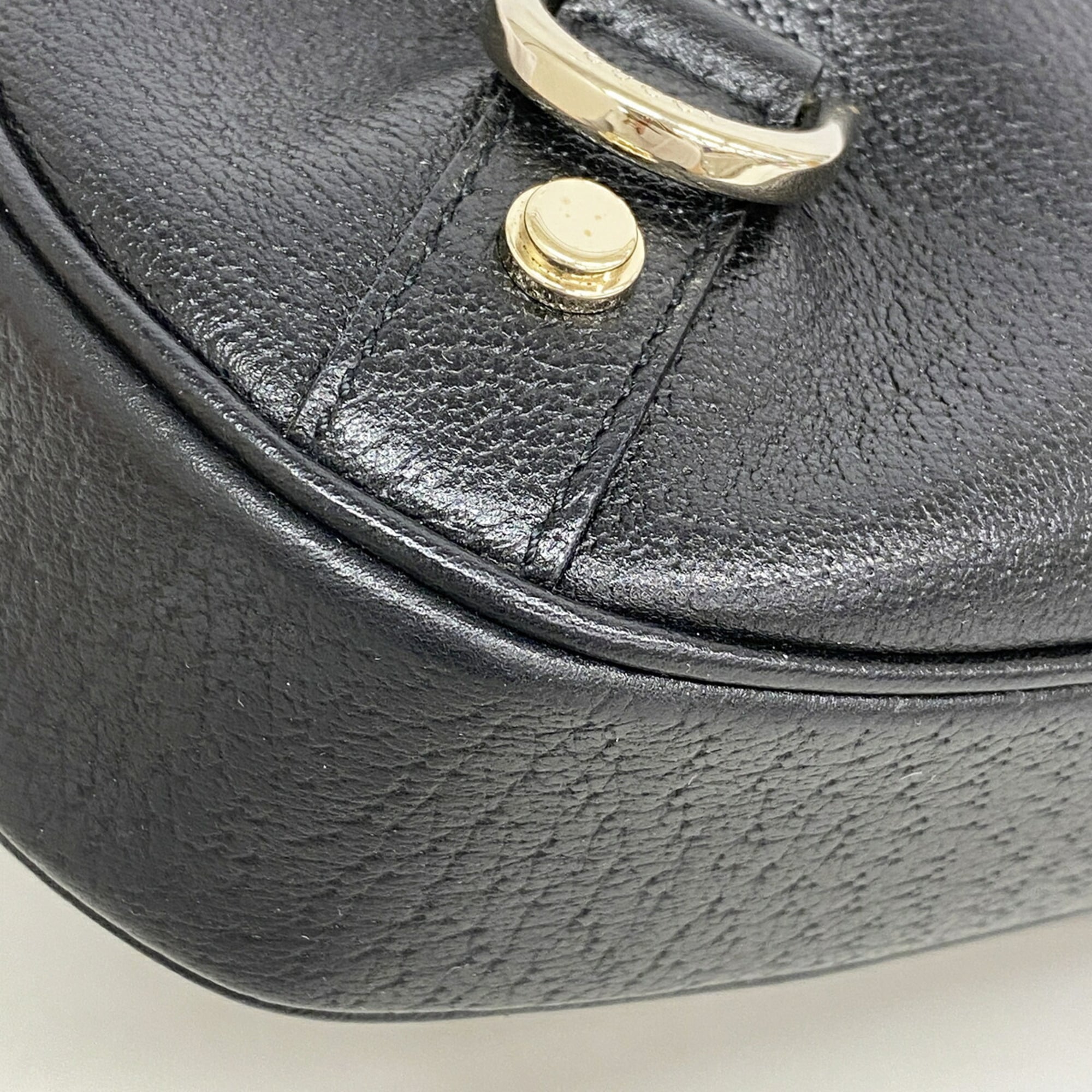 Gucci Black Leather Shoulder Bag (Pre-Owned)