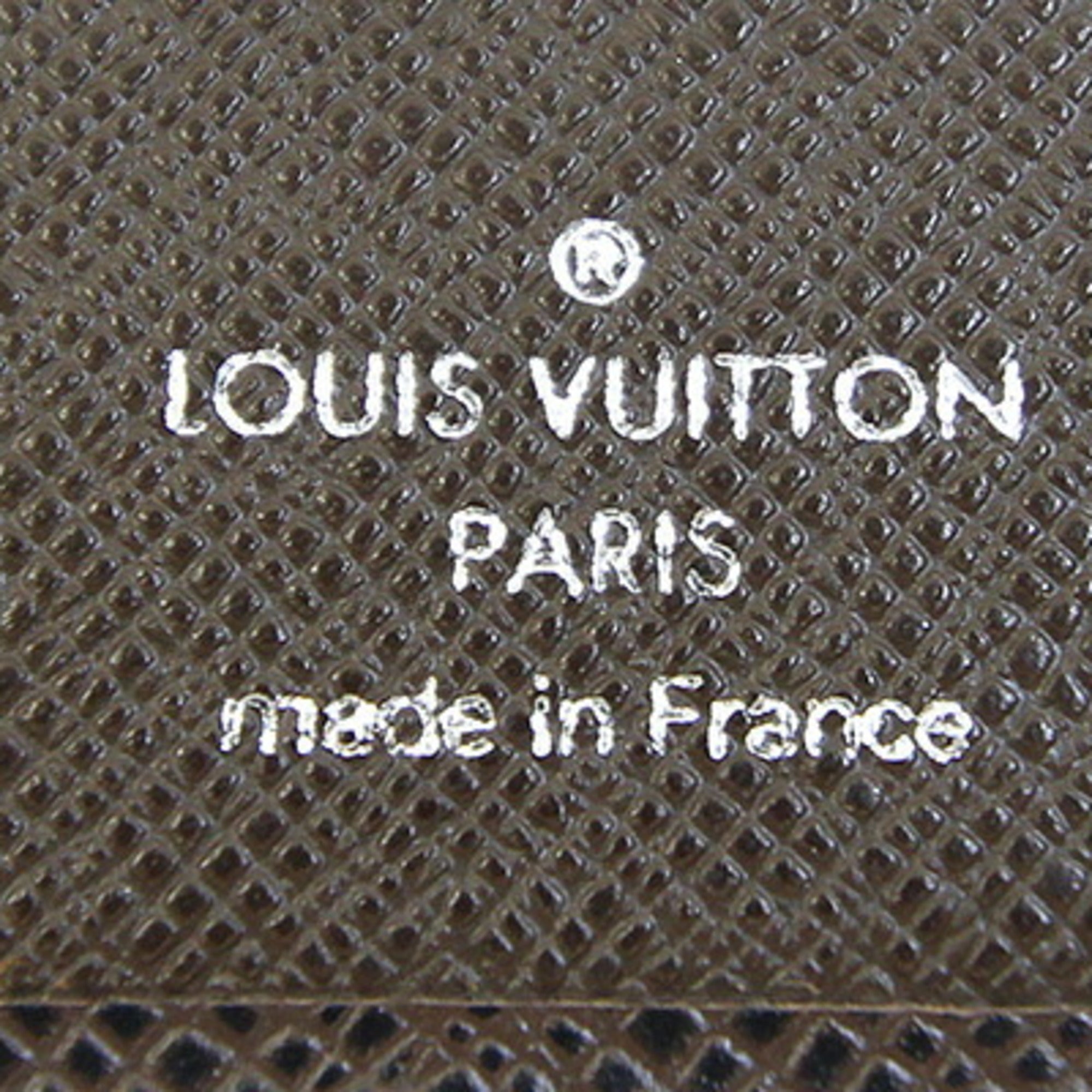 Louis Vuitton Grizzly Taiga Leather Long Bill Wallet (Bi-Fold) (Pre-Owned)