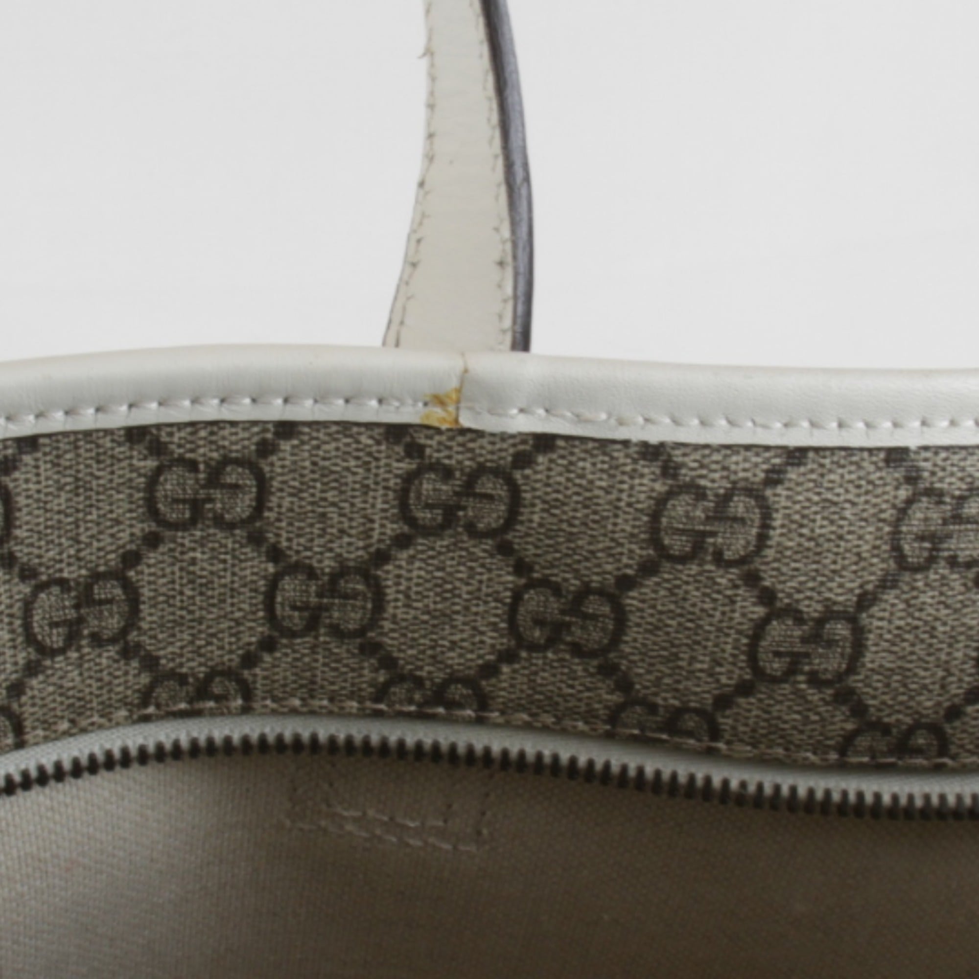 Gucci Brown Gg Supreme Tote Bag (Pre-Owned)