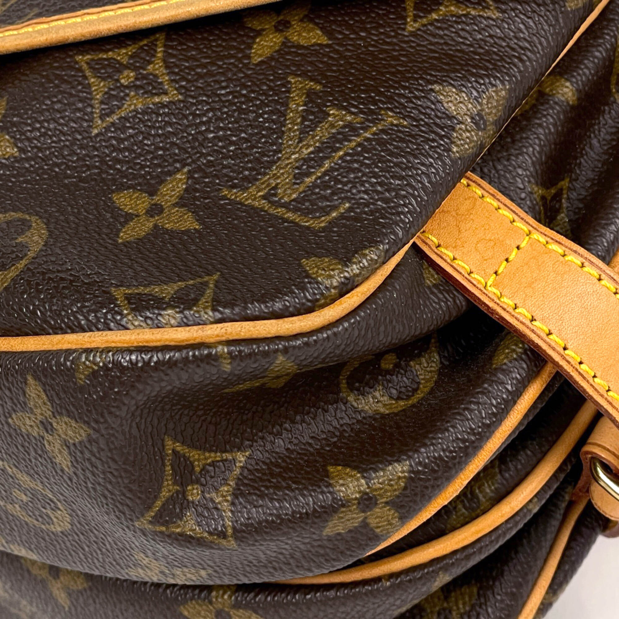 Louis Vuitton Monogram Brown Monogram Shoulder Bag (Pre-Owned)