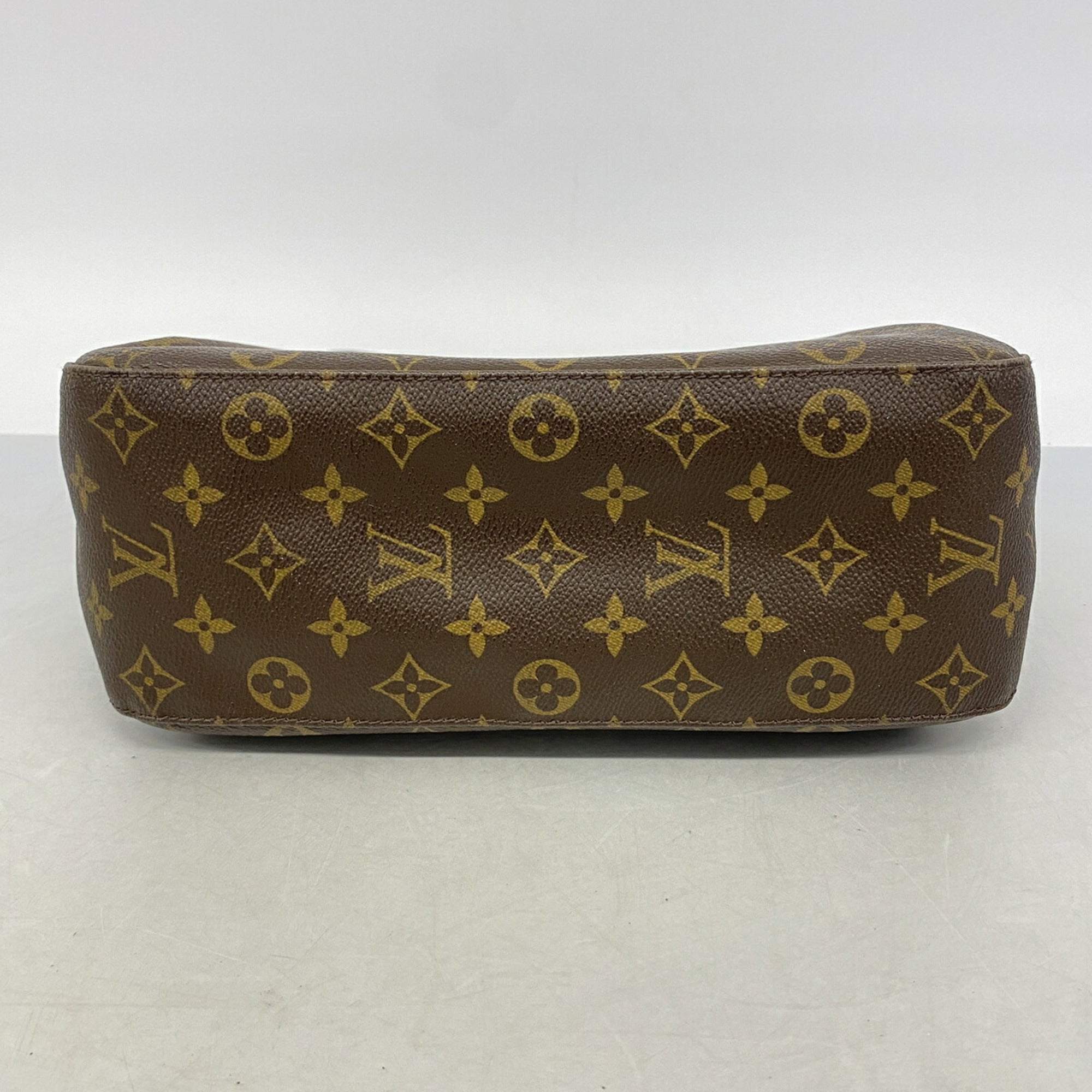 Louis Vuitton Brown Shoulder Bag (Pre-Owned)