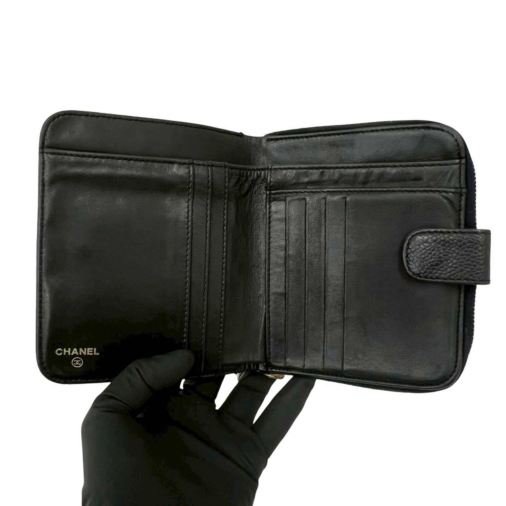 Chanel Black Grained Calfskin Wallet (Bi-Fold) (Pre-Owned)