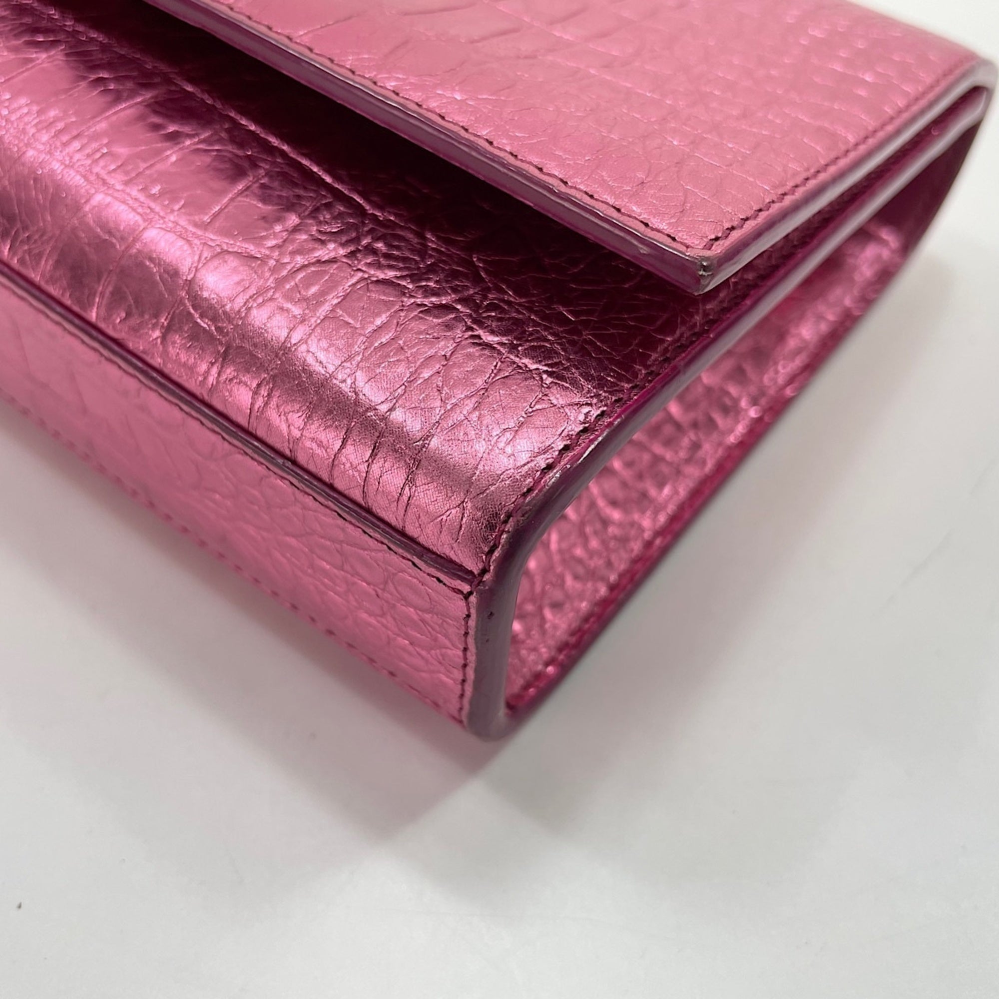Yves Saint Laurent Cassandre Pink Leather Shoulder Bag (Pre-Owned)