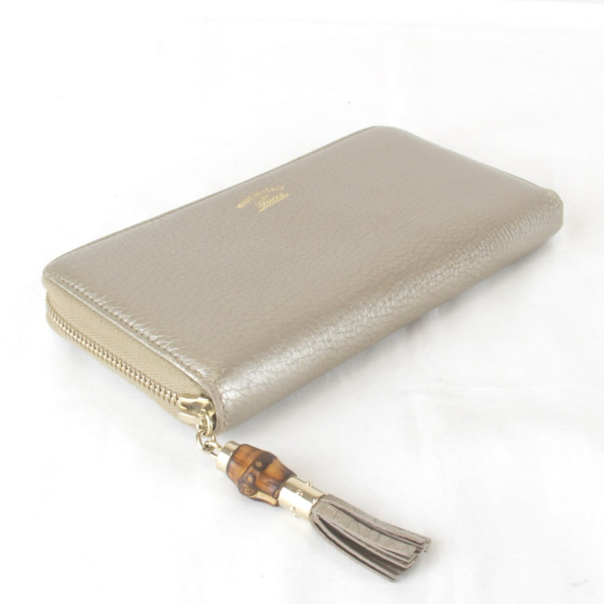 Gucci Gold White Leather Long Wallet (Bi-Fold) (Pre-Owned)