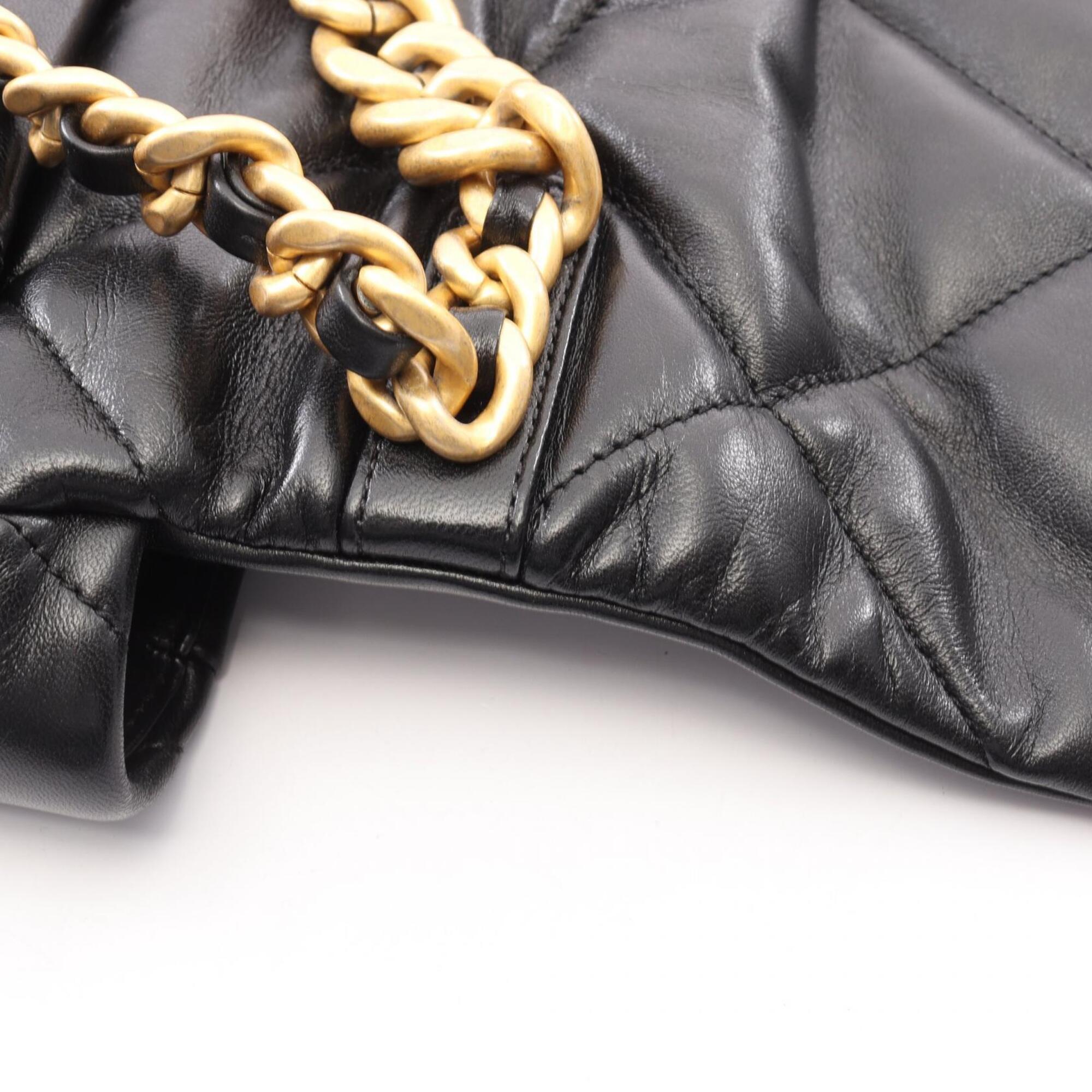 Chanel Black Leather Shoulder Bag (Pre-Owned)