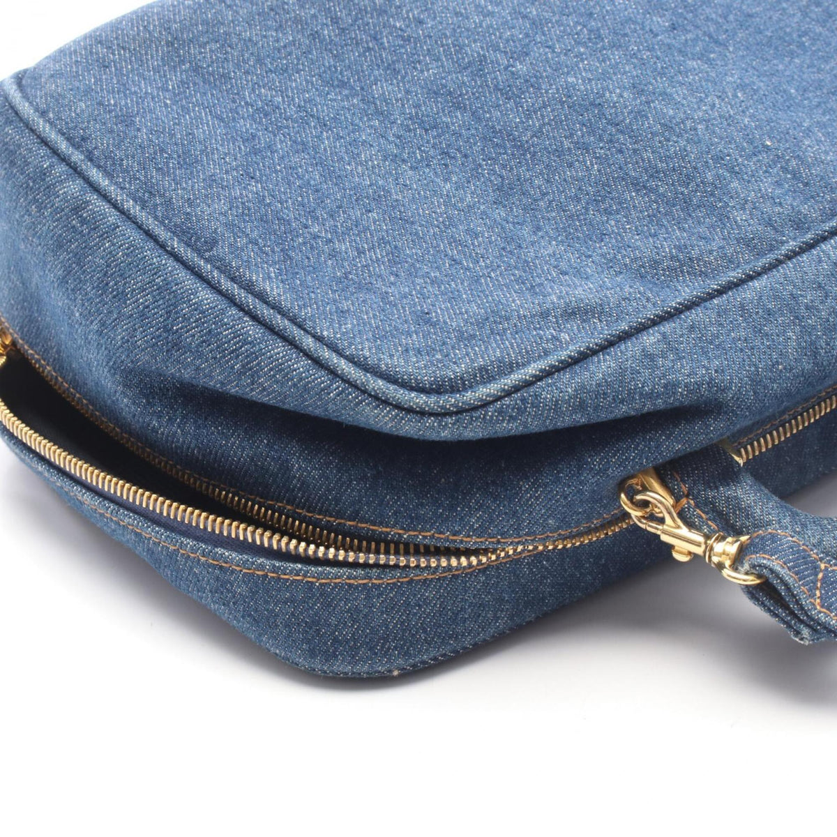 Chanel Navy Denim Handbag (Pre-Owned)