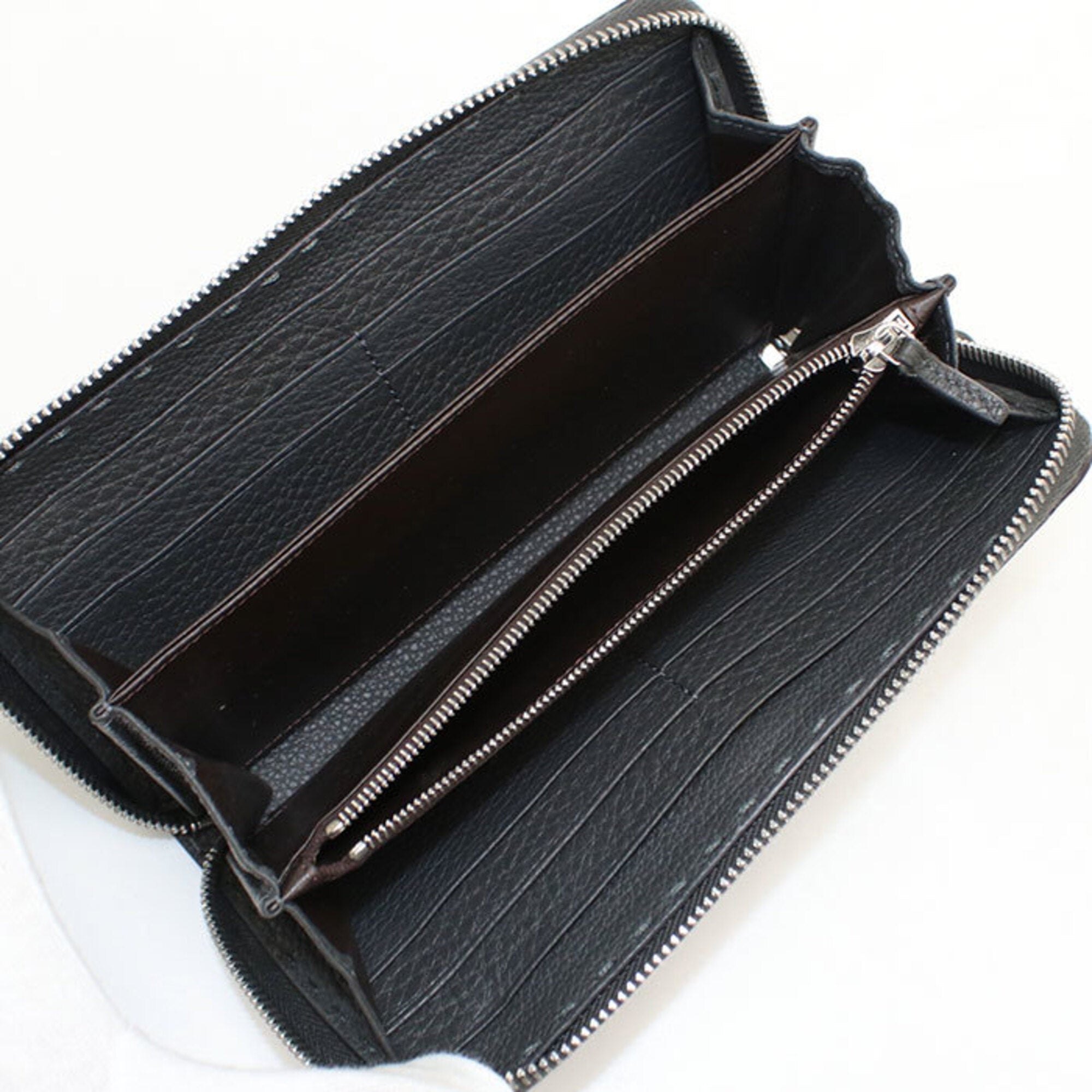 Fendi Gray Leather Long Wallet (Bi-Fold) (Pre-Owned)