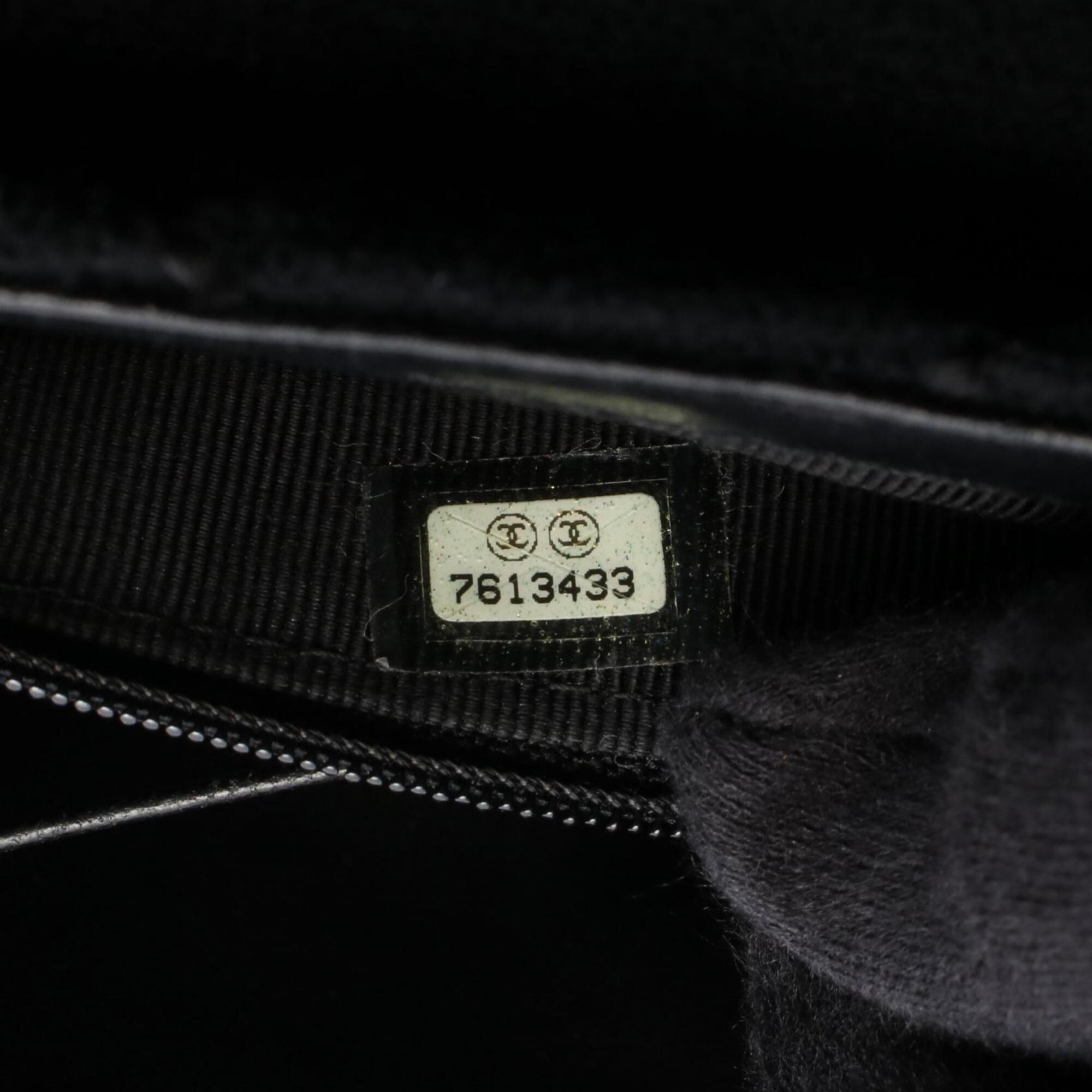 Chanel Black Jersey Handbag (Pre-Owned)