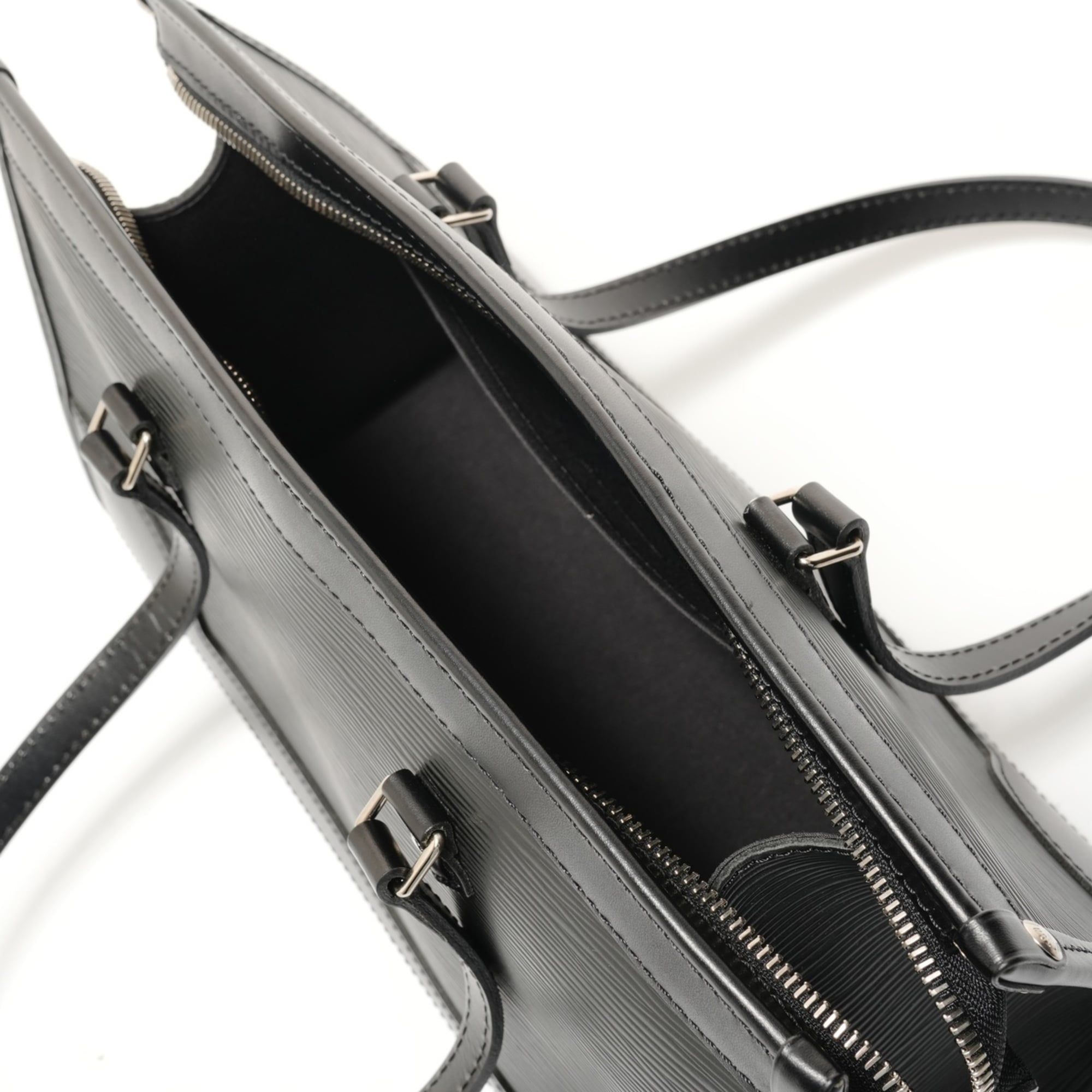 Louis Vuitton Black Shoulder Bag (Pre-Owned)