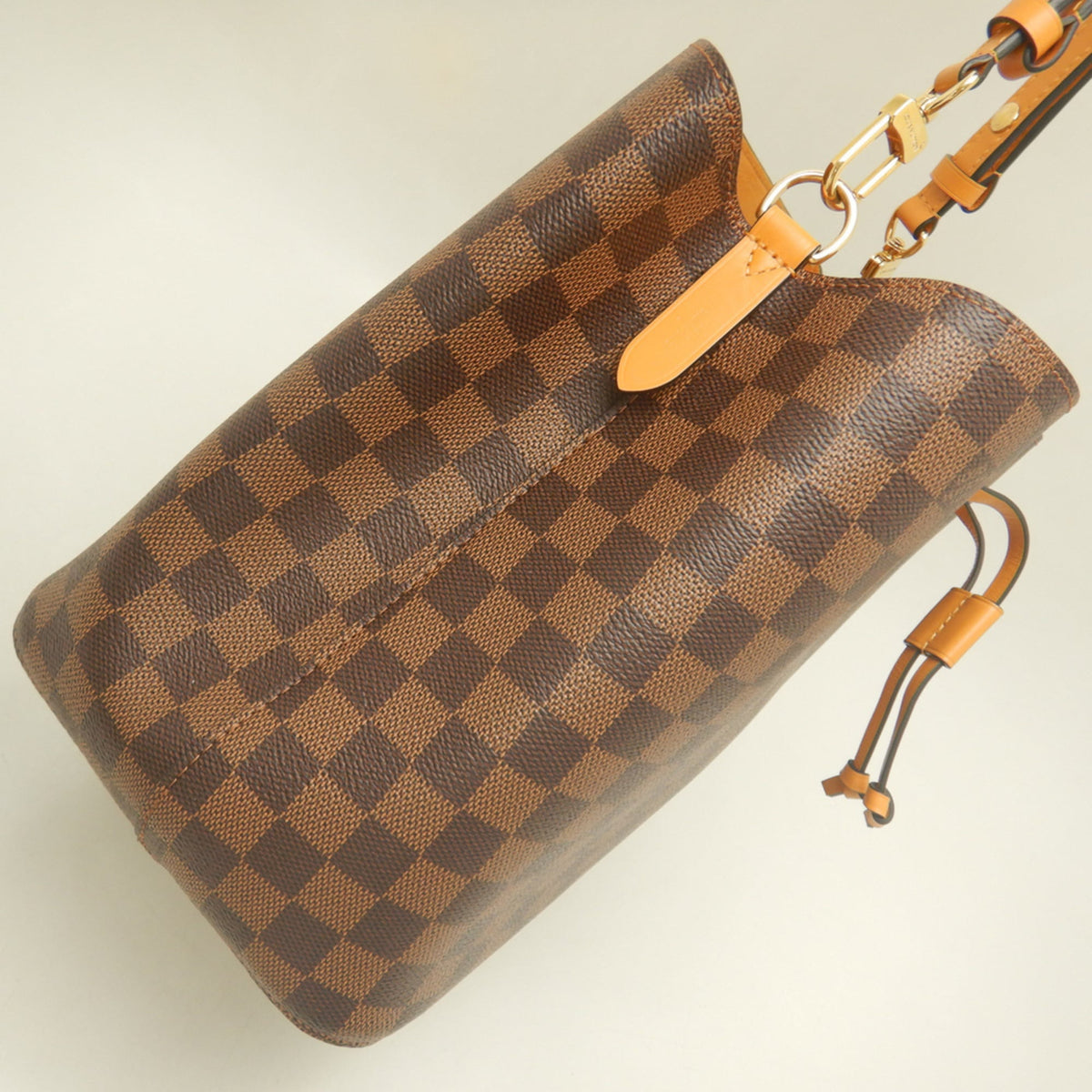 Louis Vuitton Damier Canvas Ebene Damier Canvas Shoulder Bag (Pre-Owned)