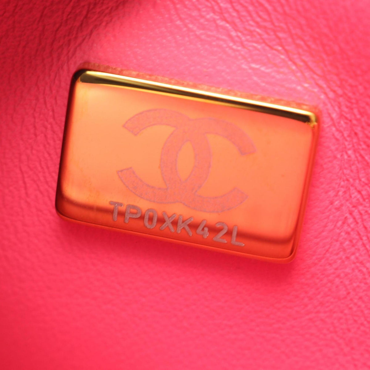 Chanel Pink Leather Handbag Shoulder Bag (Pre-Owned)