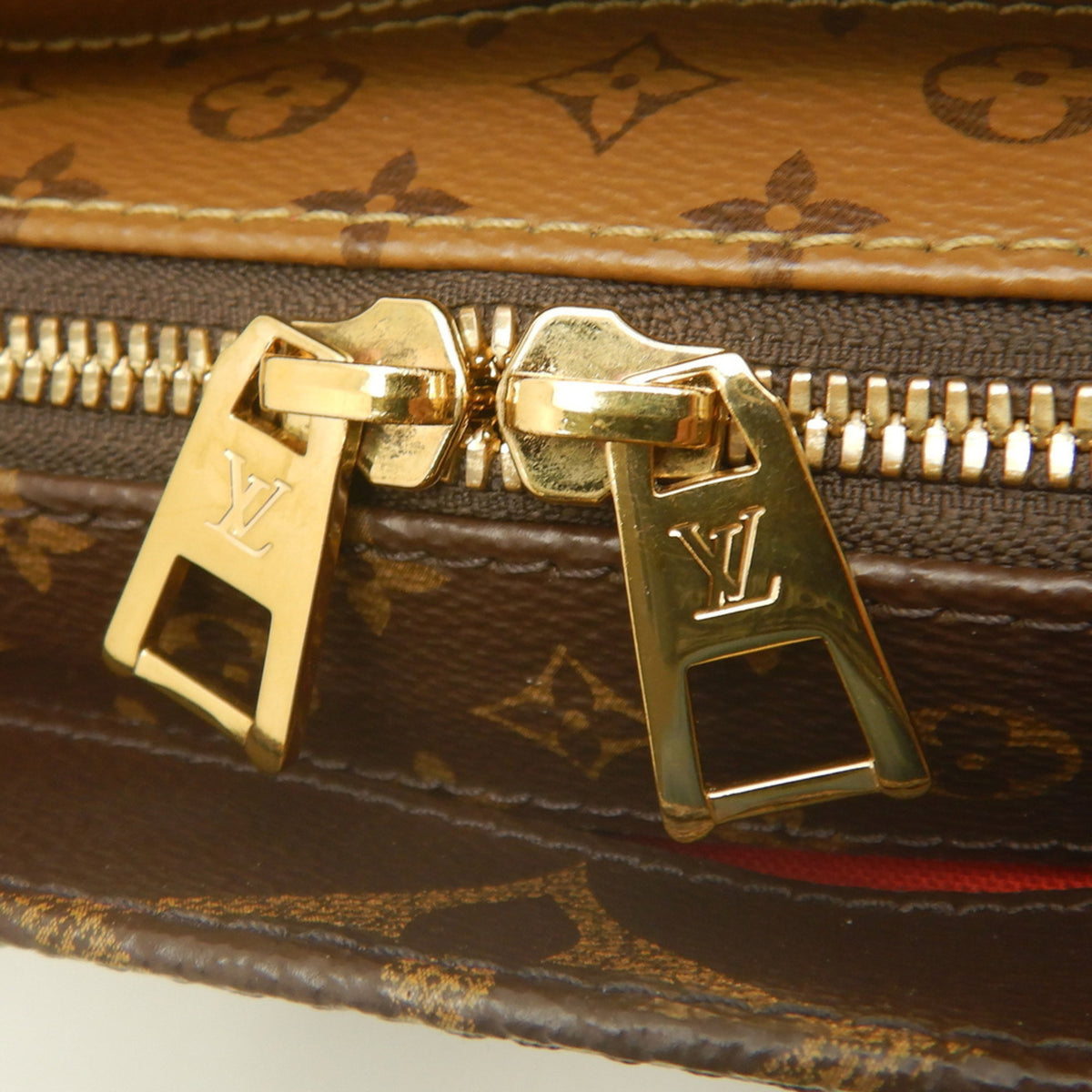 Louis Vuitton Brown Monogram Canvas Handbag Pouch (Pre-Owned)