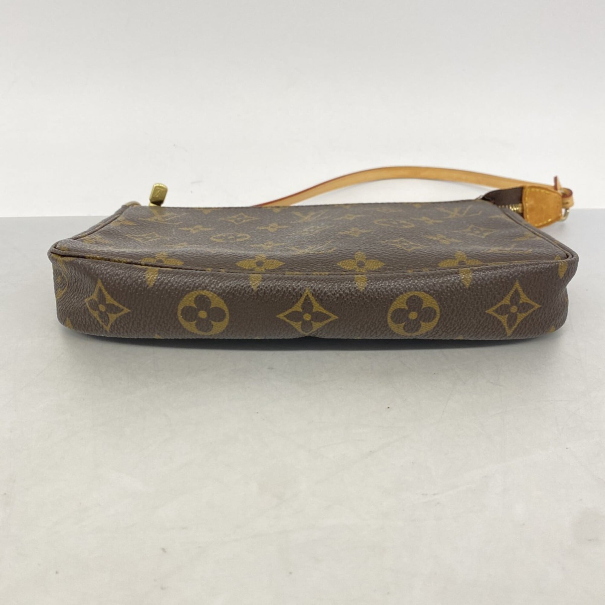 Louis Vuitton Brown Pouch (Pre-Owned)