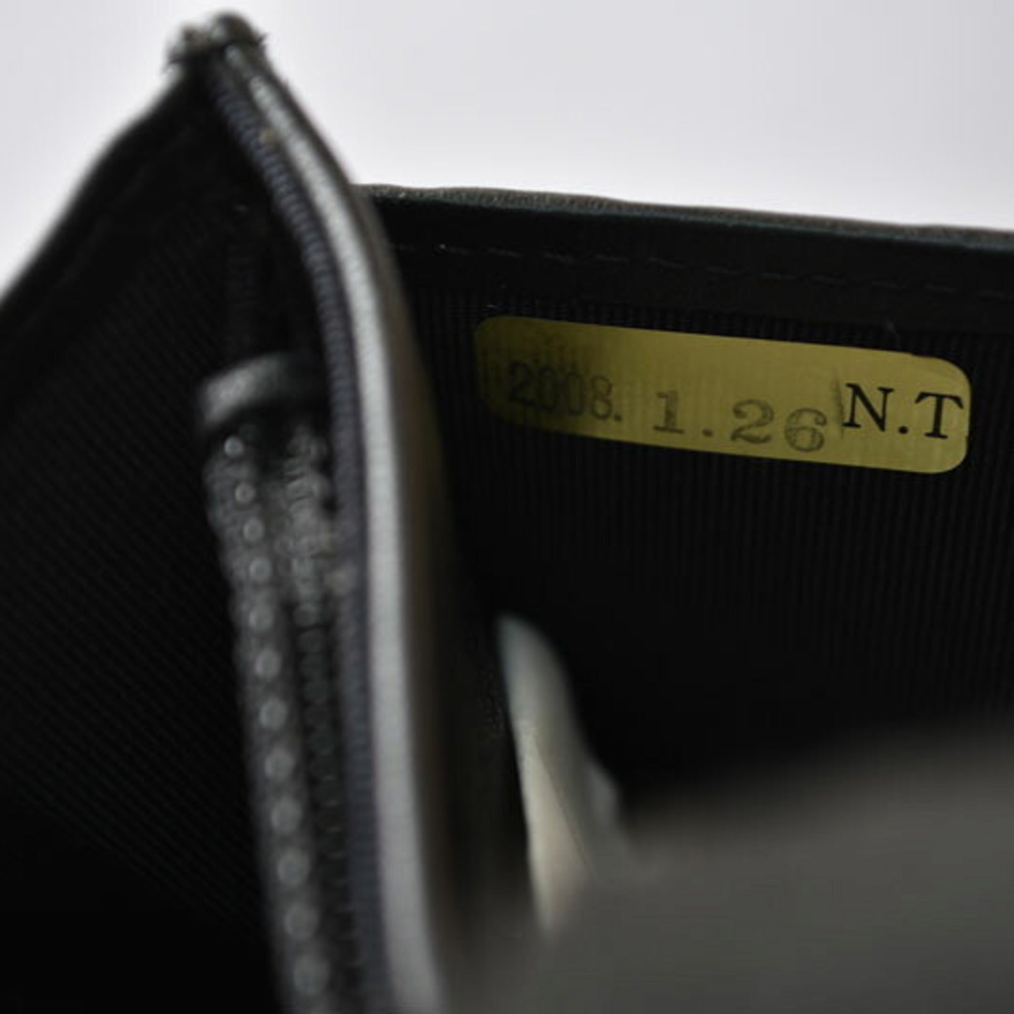 Chanel Black Leather Wallet (Bi-Fold) (Pre-Owned)