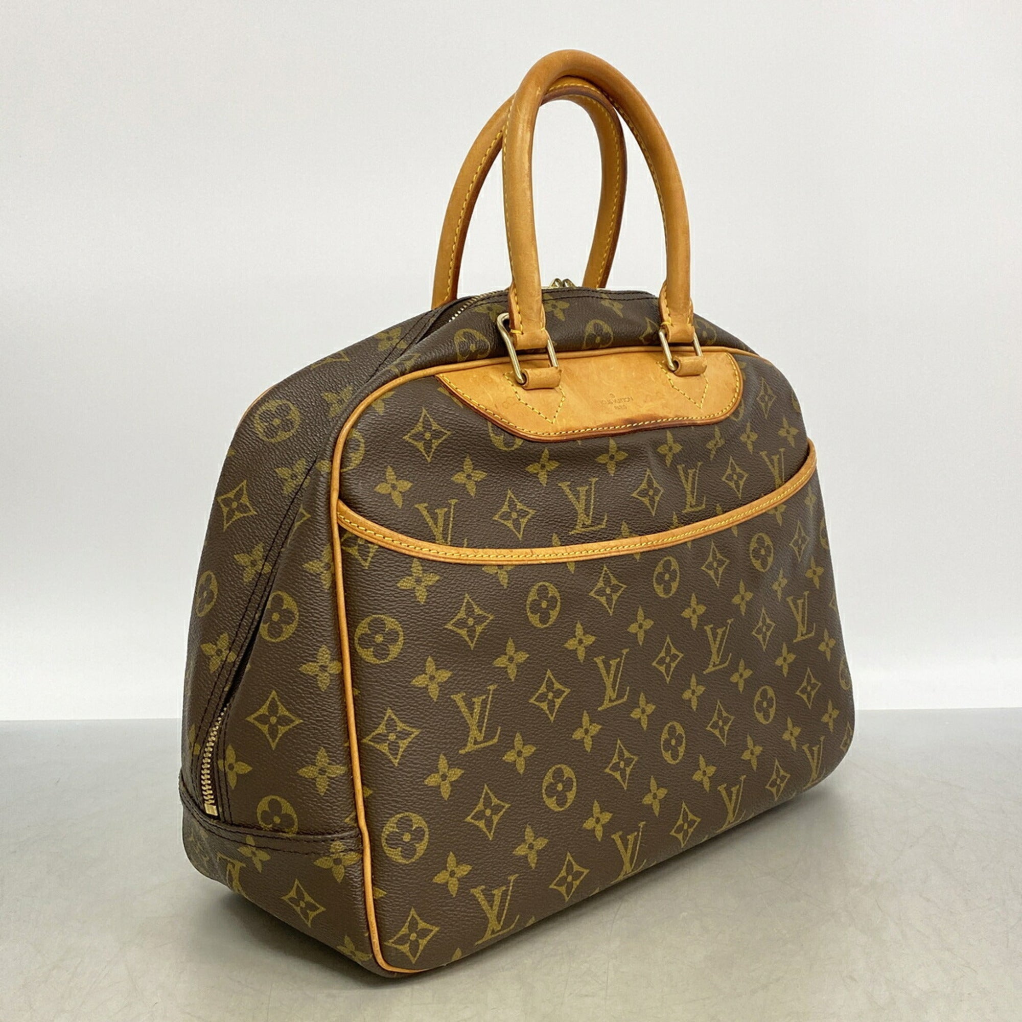 Louis Vuitton Brown Handbag (Pre-Owned)