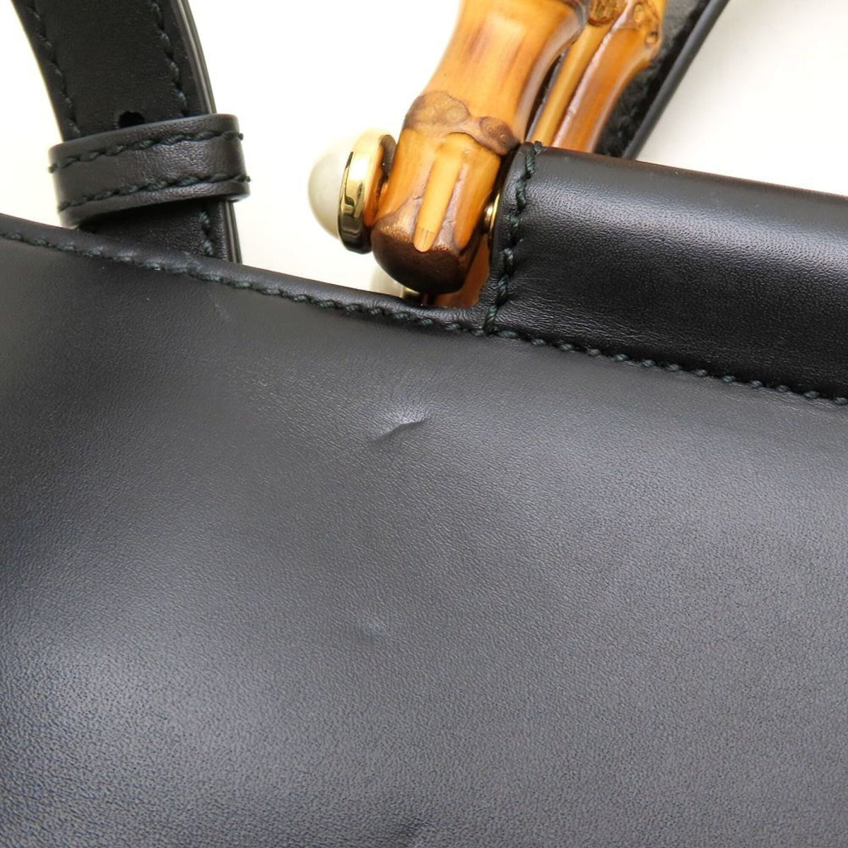 Gucci Black Bamboo Leather Handbag (Pre-Owned)