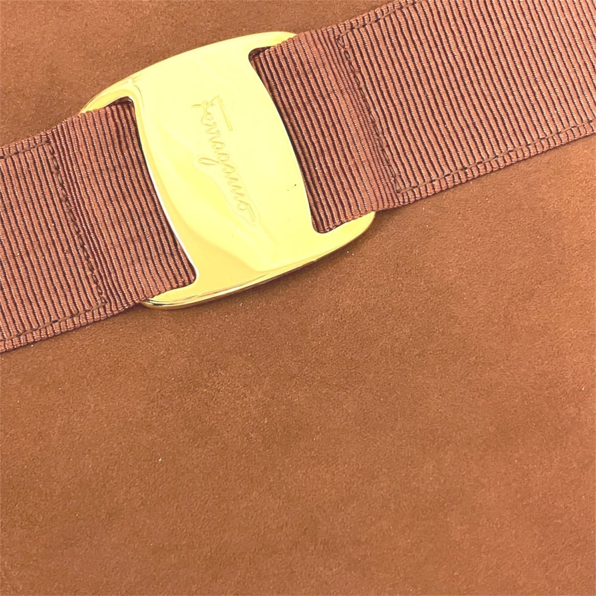 Salvatore Ferragamo Vara Brown Suede Shoulder Bag (Pre-Owned)