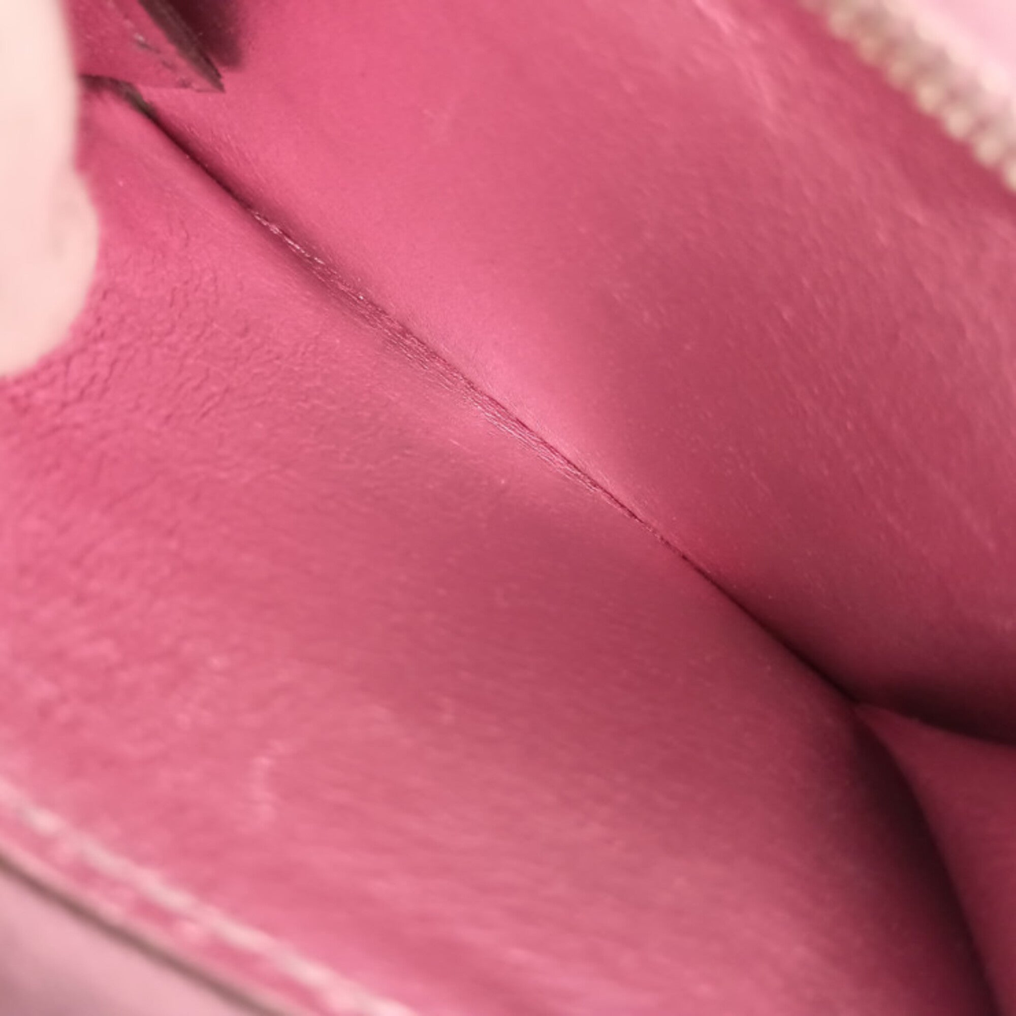 Fendi Metallic Pink Leather Wallet (Bi-Fold) (Pre-Owned)
