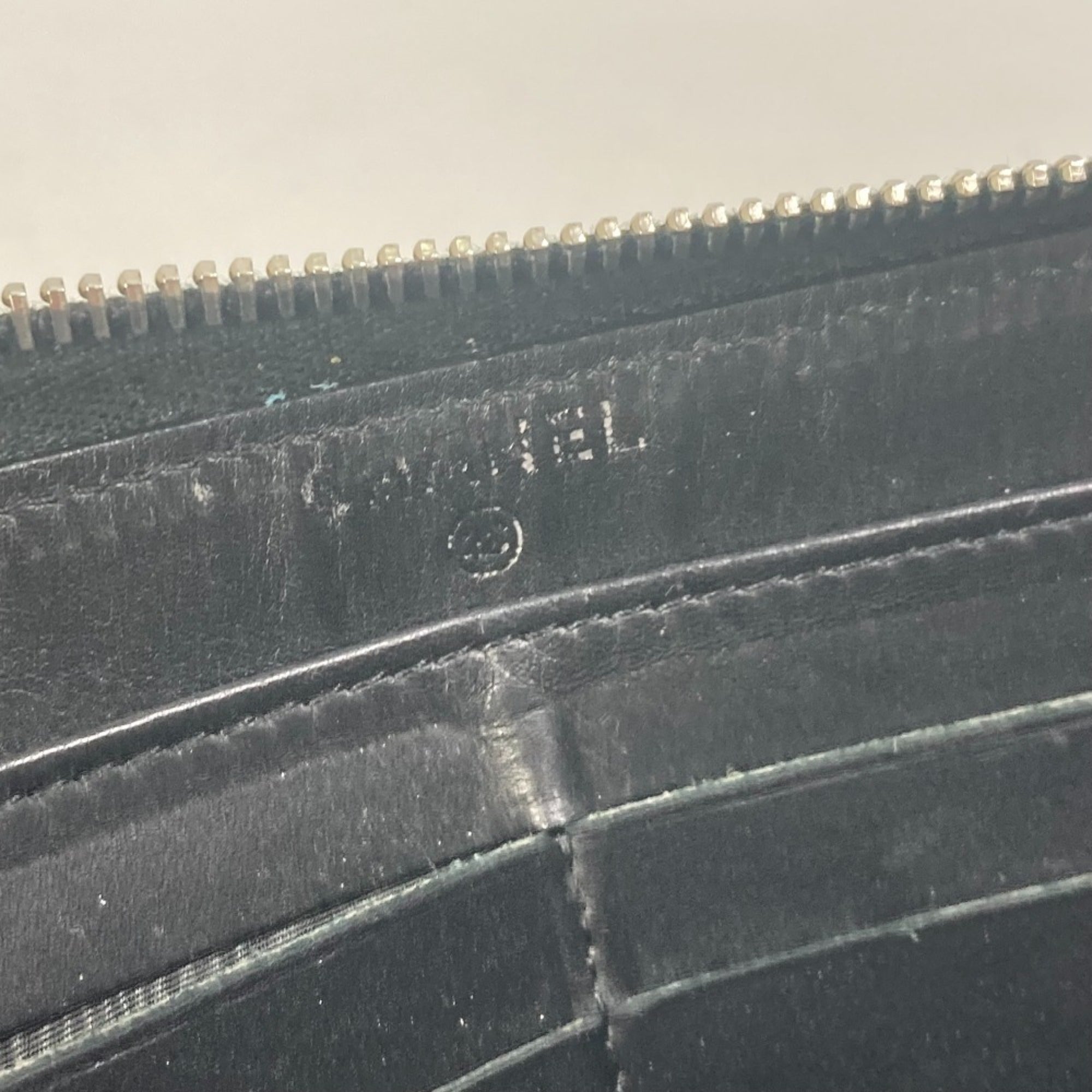 Chanel Black Leather Long Wallet (Bi-Fold) (Pre-Owned)
