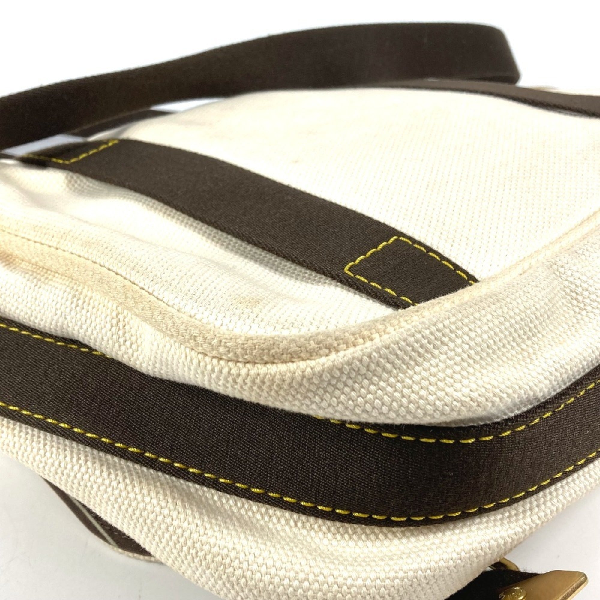 Louis Vuitton Ecru White Canvas Shoulder Bag (Pre-Owned)