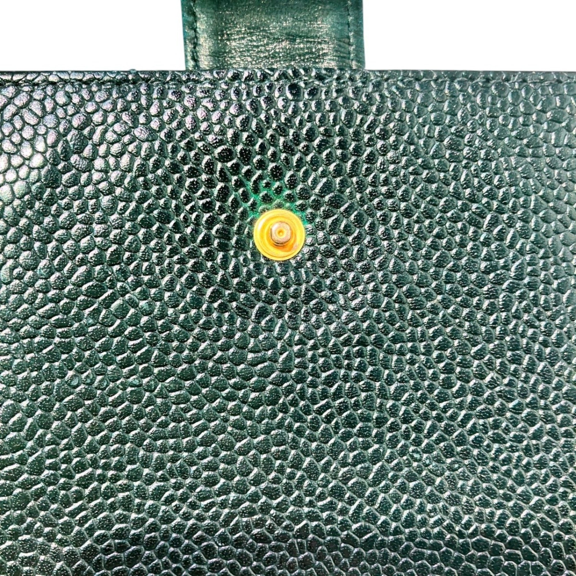 Chanel Black Grained Calfskin Wallet (Bi-Fold) (Pre-Owned)