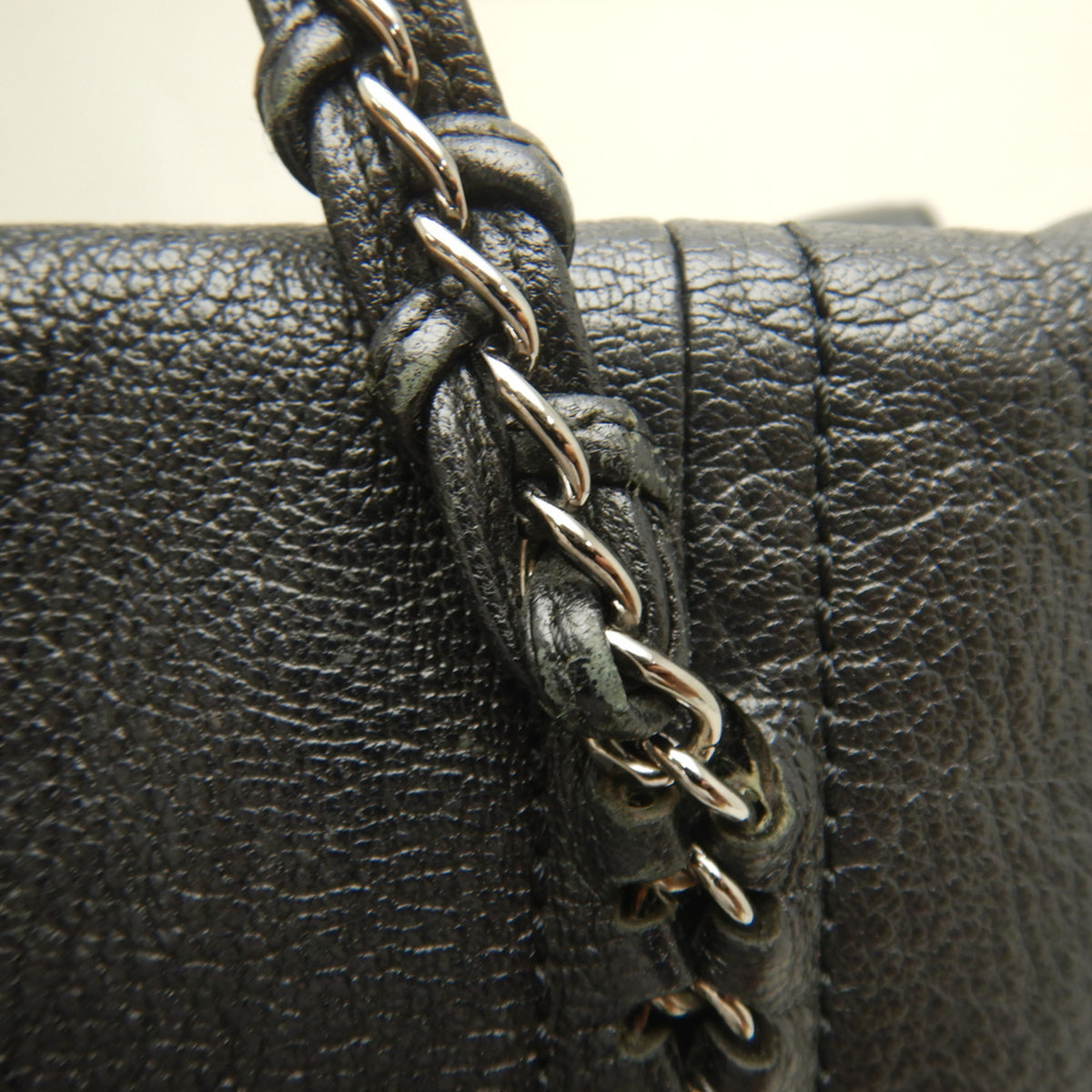 Chanel Black Leather Tote Bag (Pre-Owned)