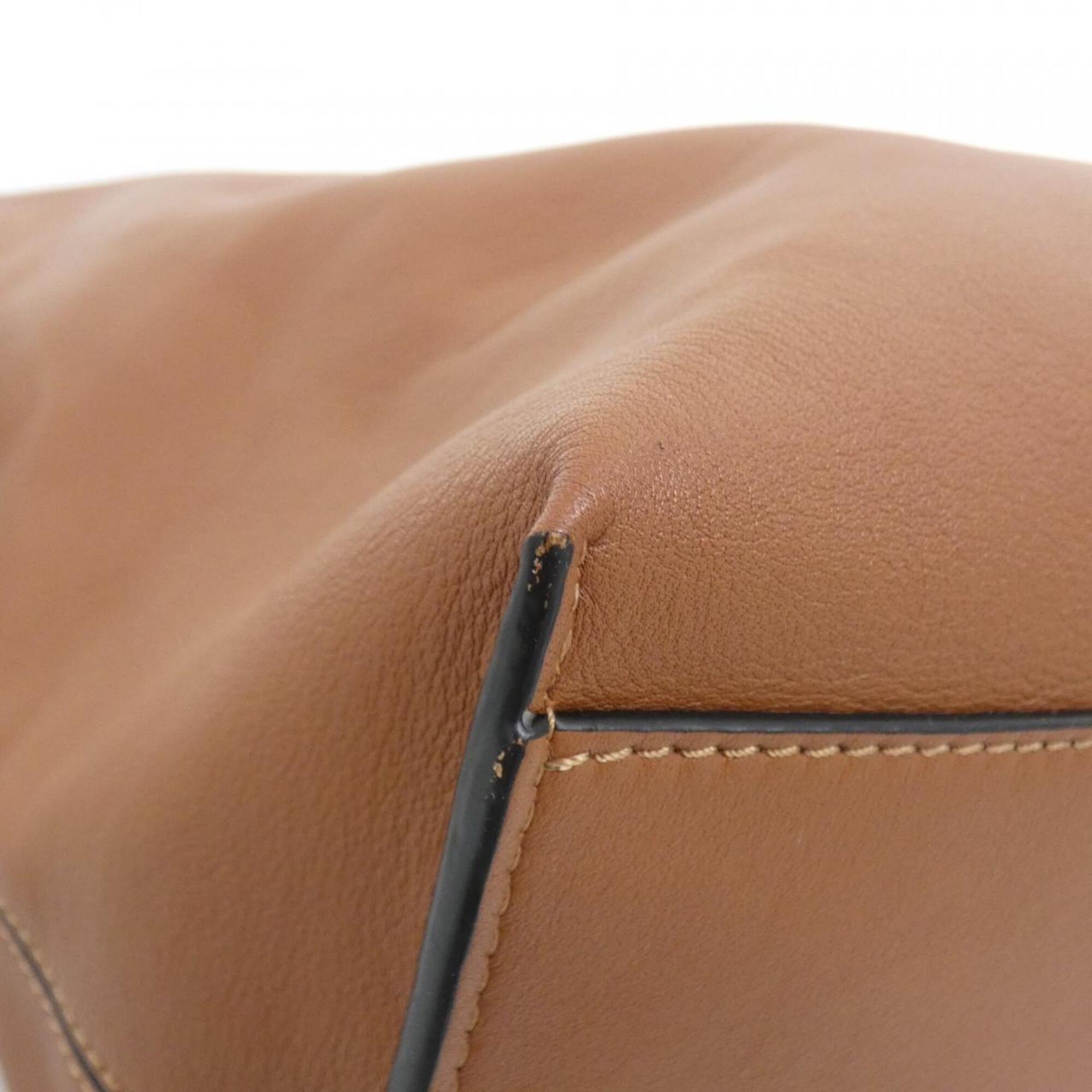 Loewe Beige Leather Shoulder Bag (Pre-Owned)