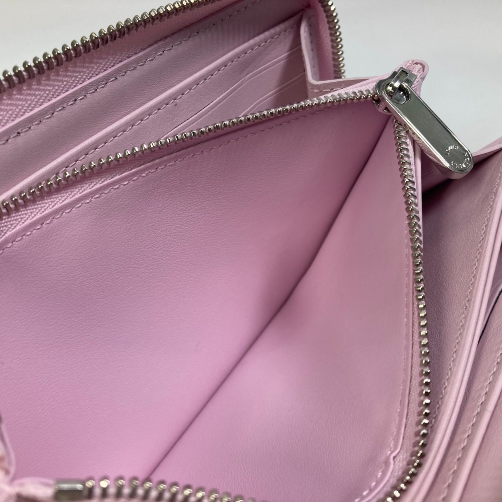 Louis Vuitton Mahina Purple Mahina Leather Long Wallet (Bi-Fold) (Pre-Owned)
