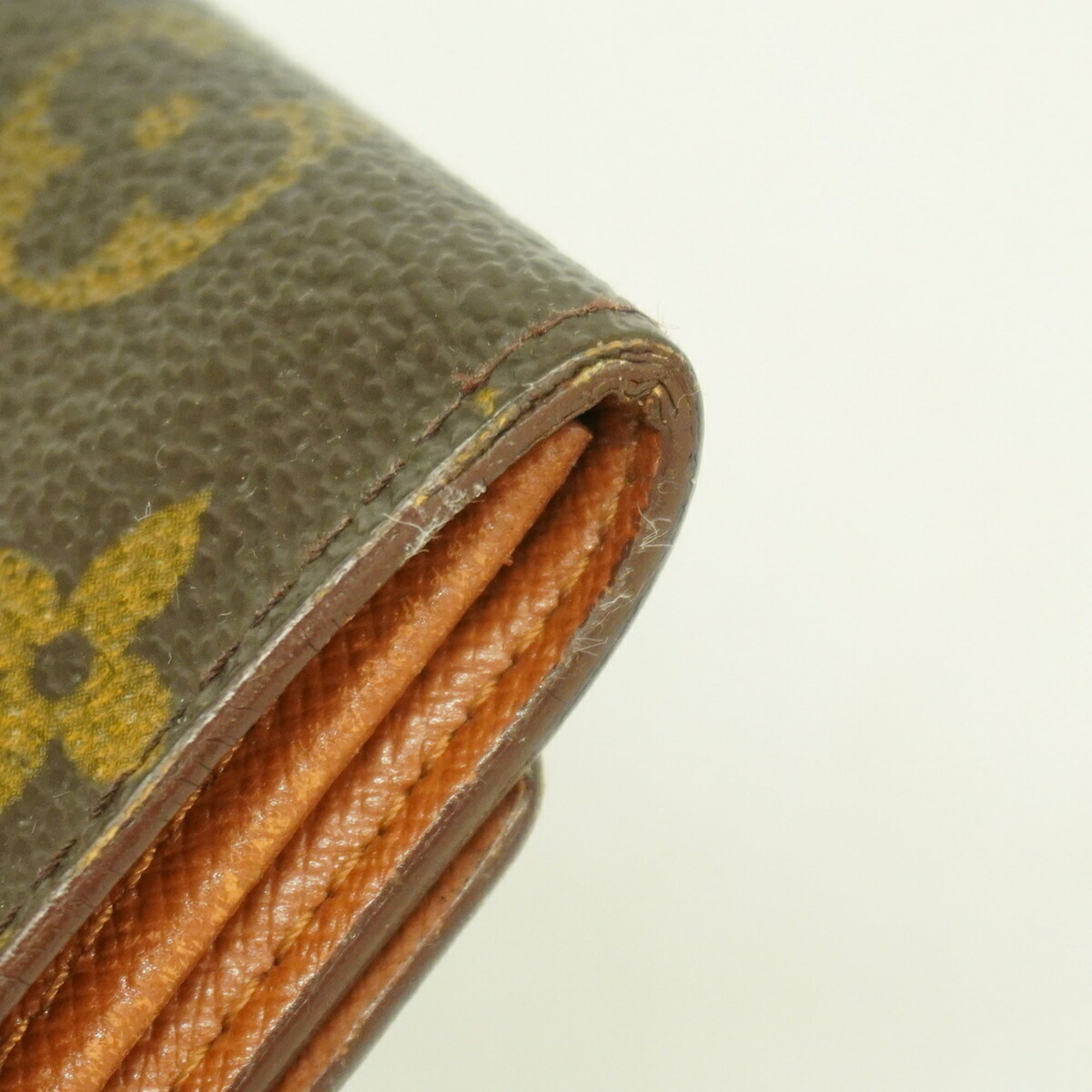 Louis Vuitton Brown Wallet (Bi-Fold) (Pre-Owned)