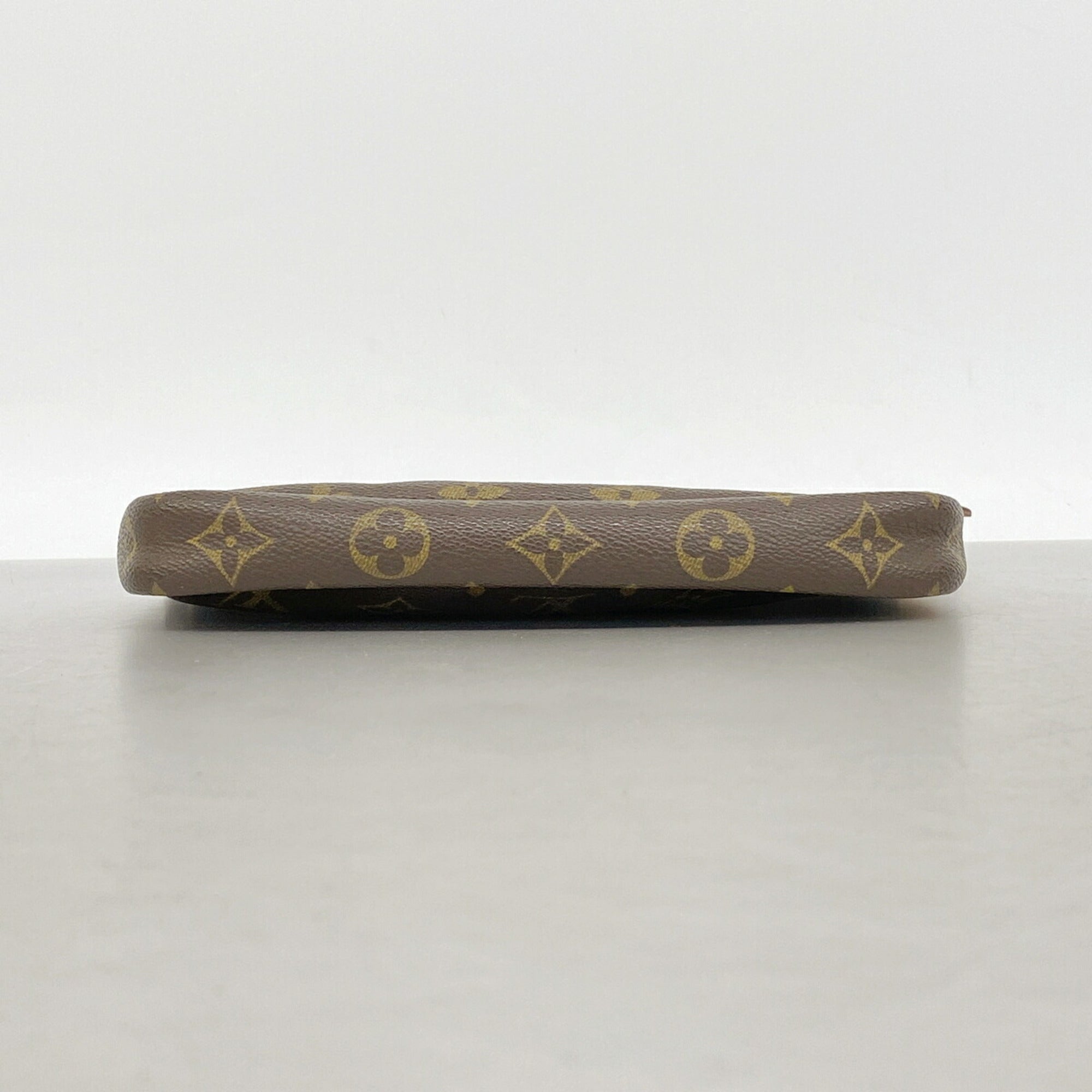 Louis Vuitton Brown Pouch (Pre-Owned)