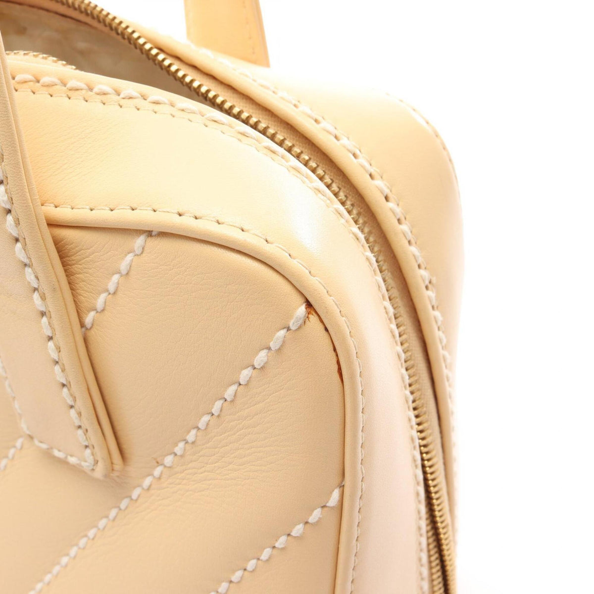 Chanel Beige Leather Handbag (Pre-Owned)