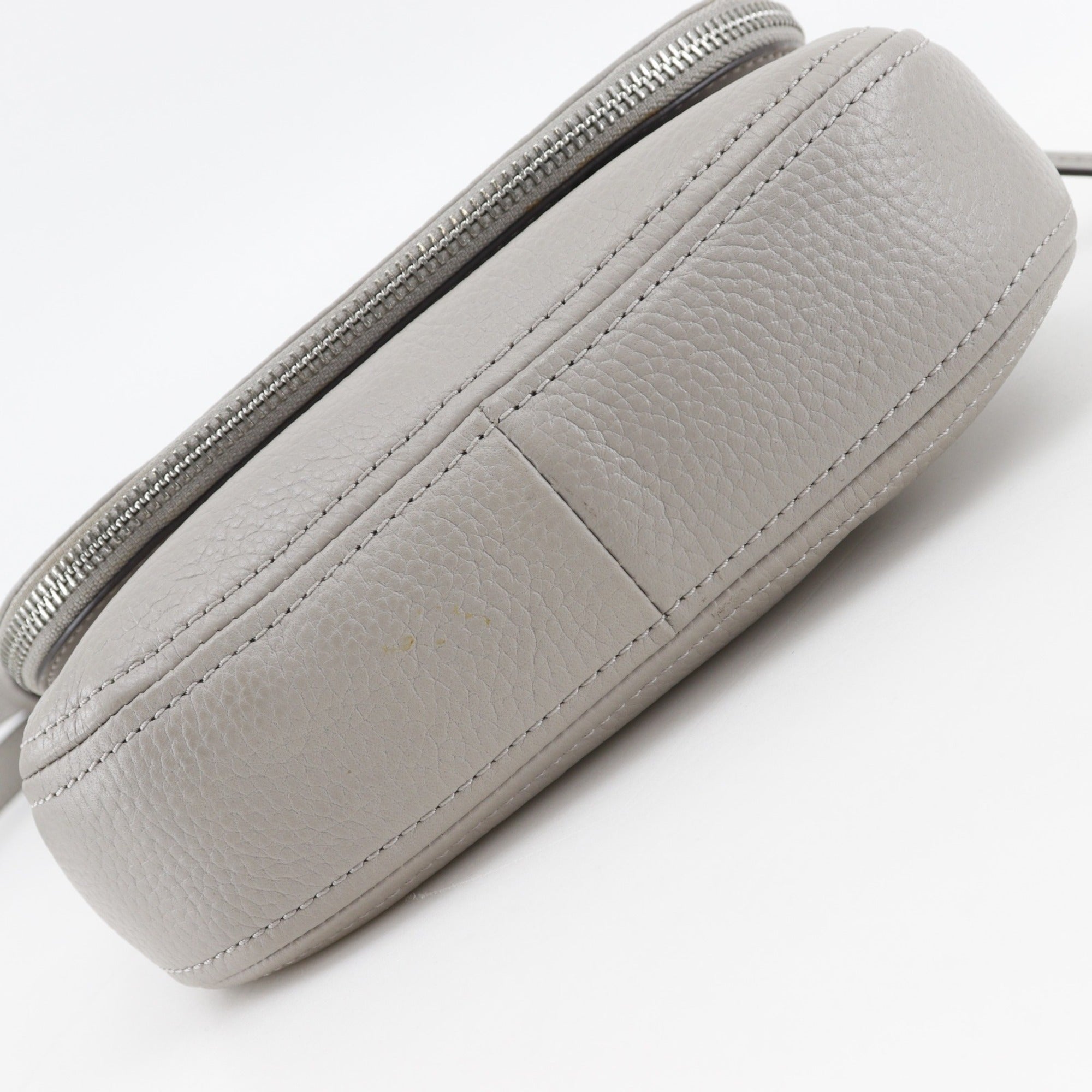 Michael Kors Gray Leather Shoulder Bag (Pre-Owned)