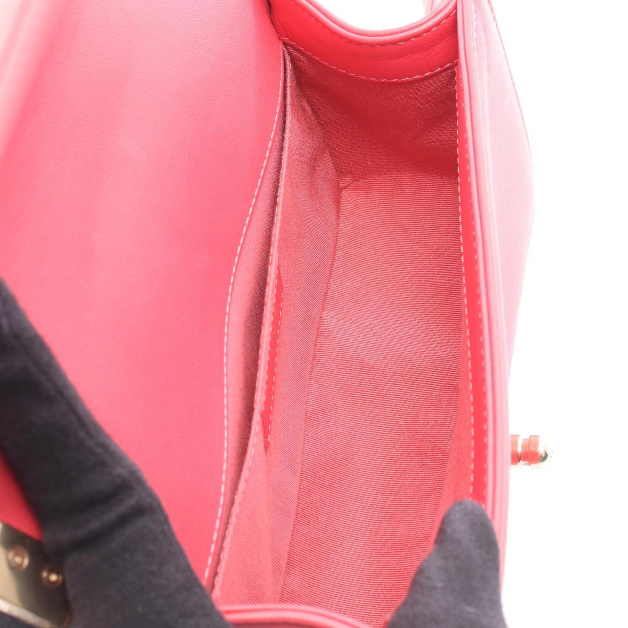 Chanel Pink Leather Handbag Shoulder Bag (Pre-Owned)