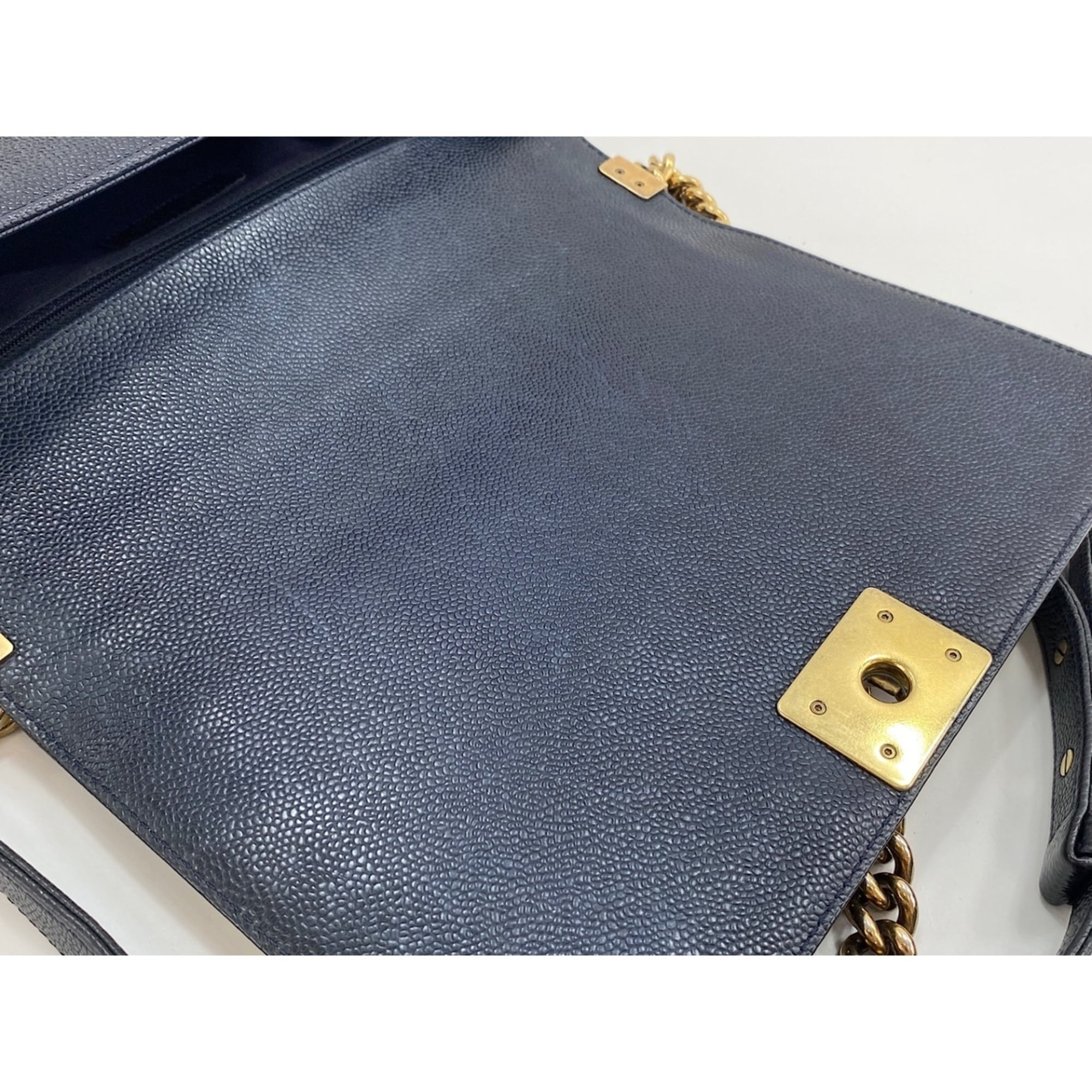 Chanel Navy Shoulder Bag (Pre-Owned)