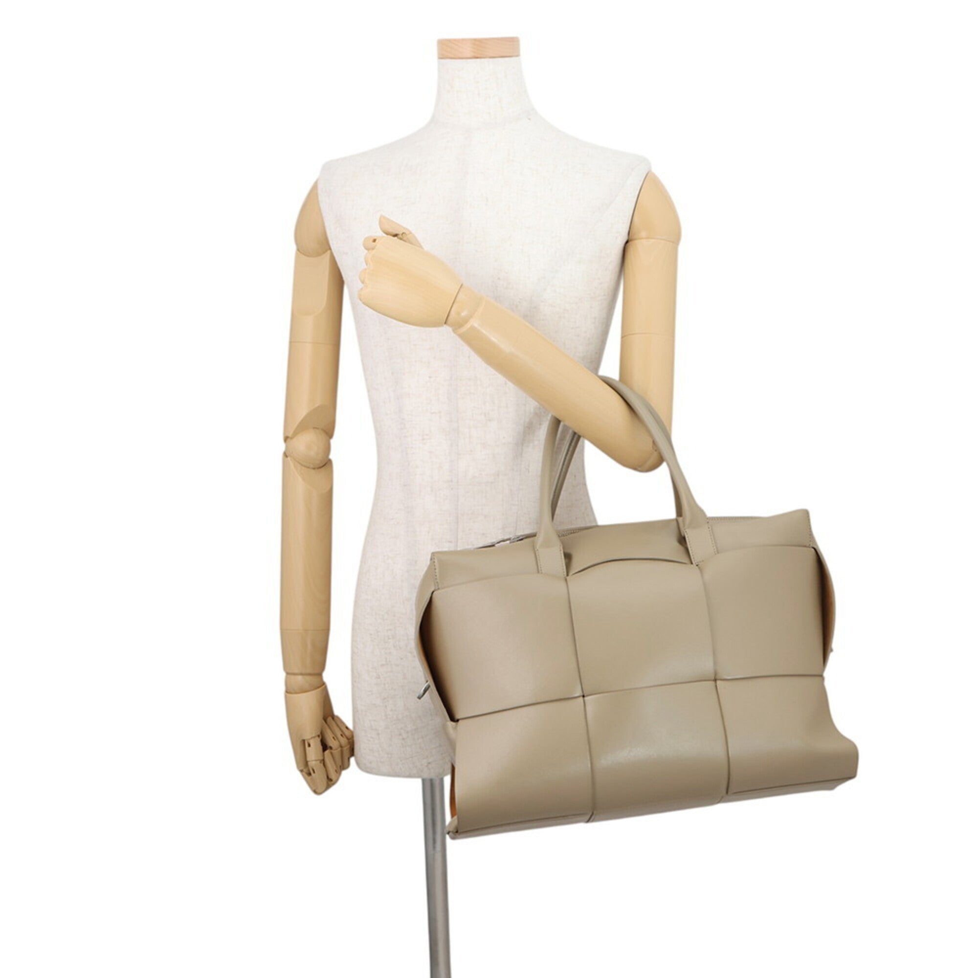 Bottega Veneta Grayish Leather Handbag Shoulder Bag (Pre-Owned)
