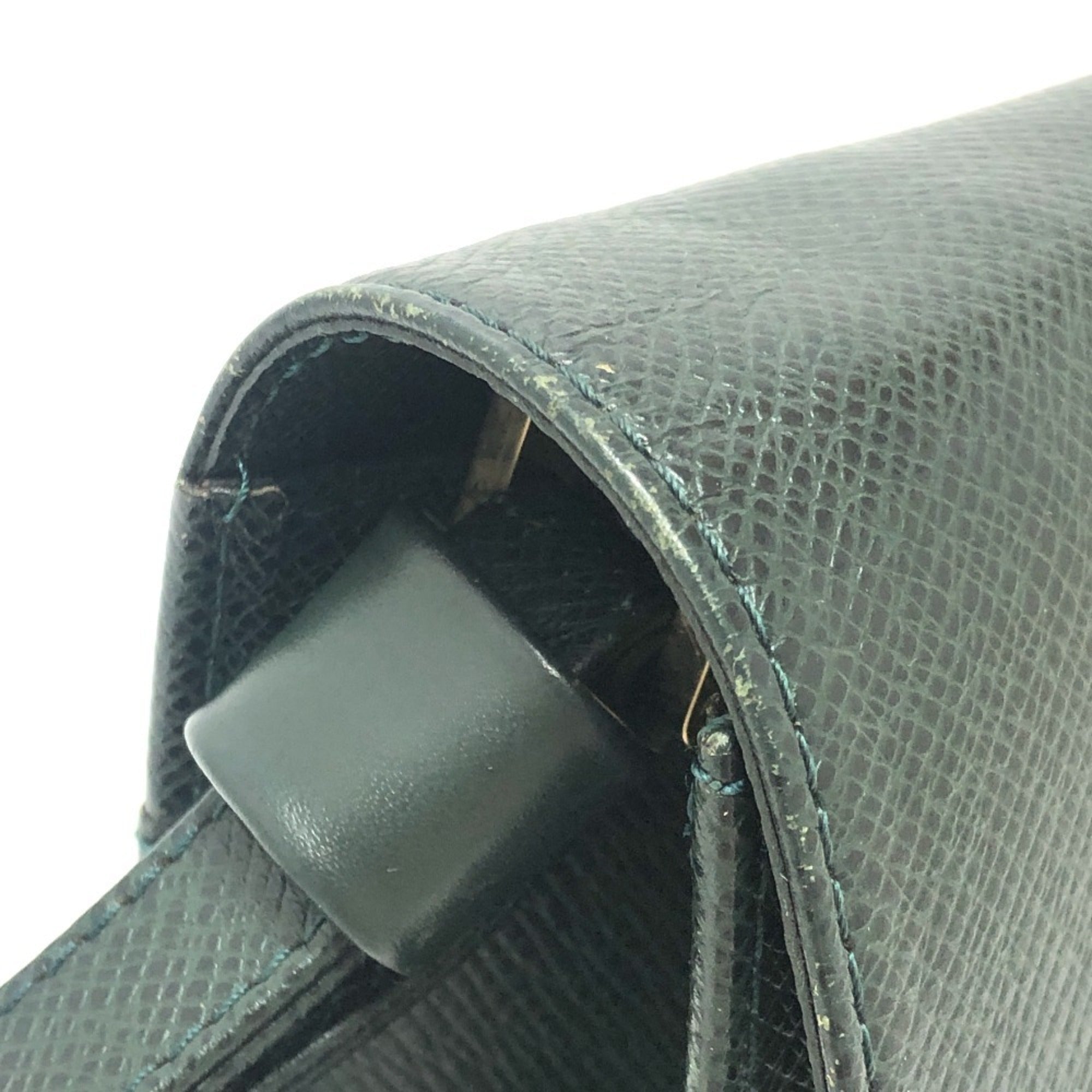 Louis Vuitton Episea Leather Taiga Leather Clutch Bag (Pre-Owned)