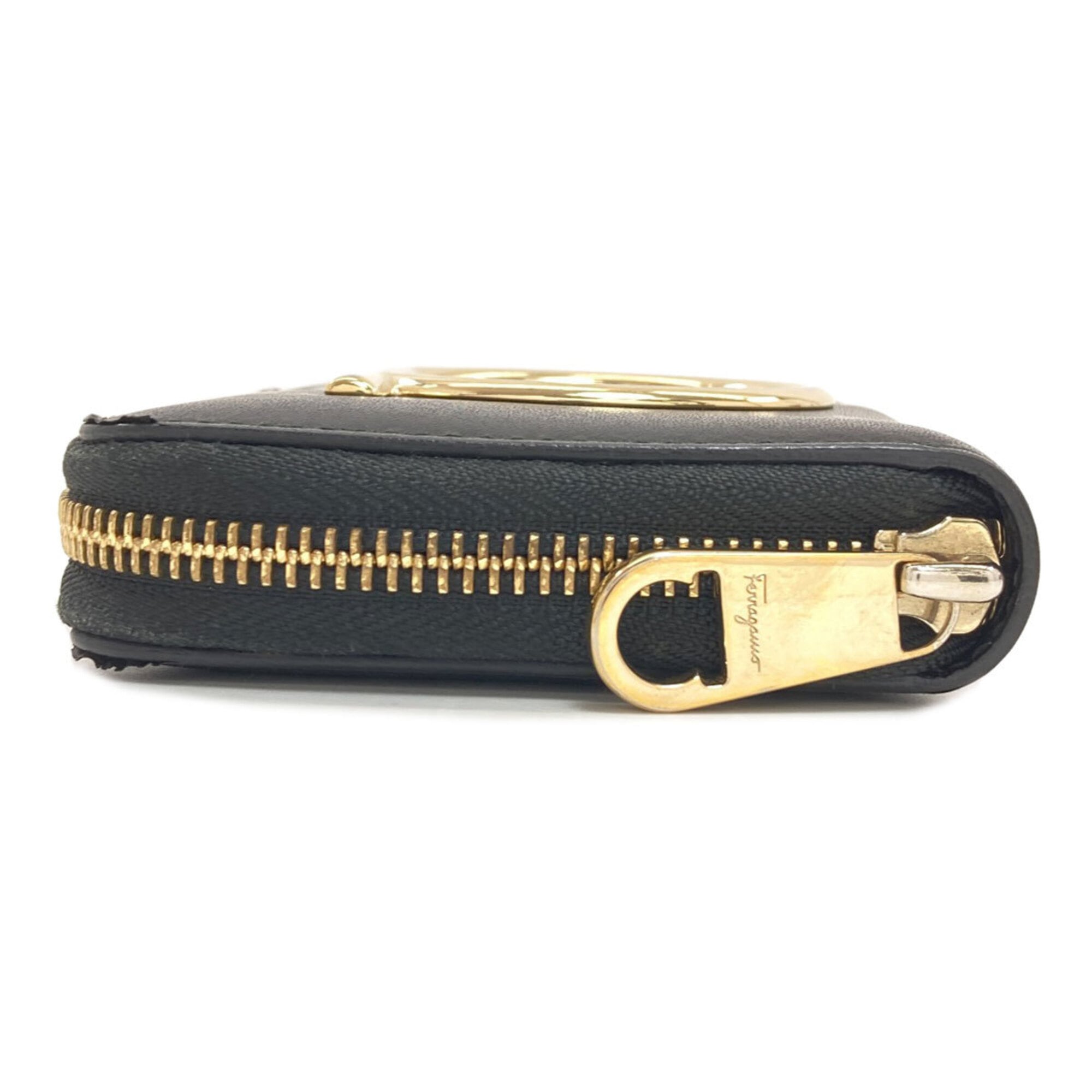 Salvatore Ferragamo Gancini Black Leather Wallet (Bi-Fold) (Pre-Owned)
